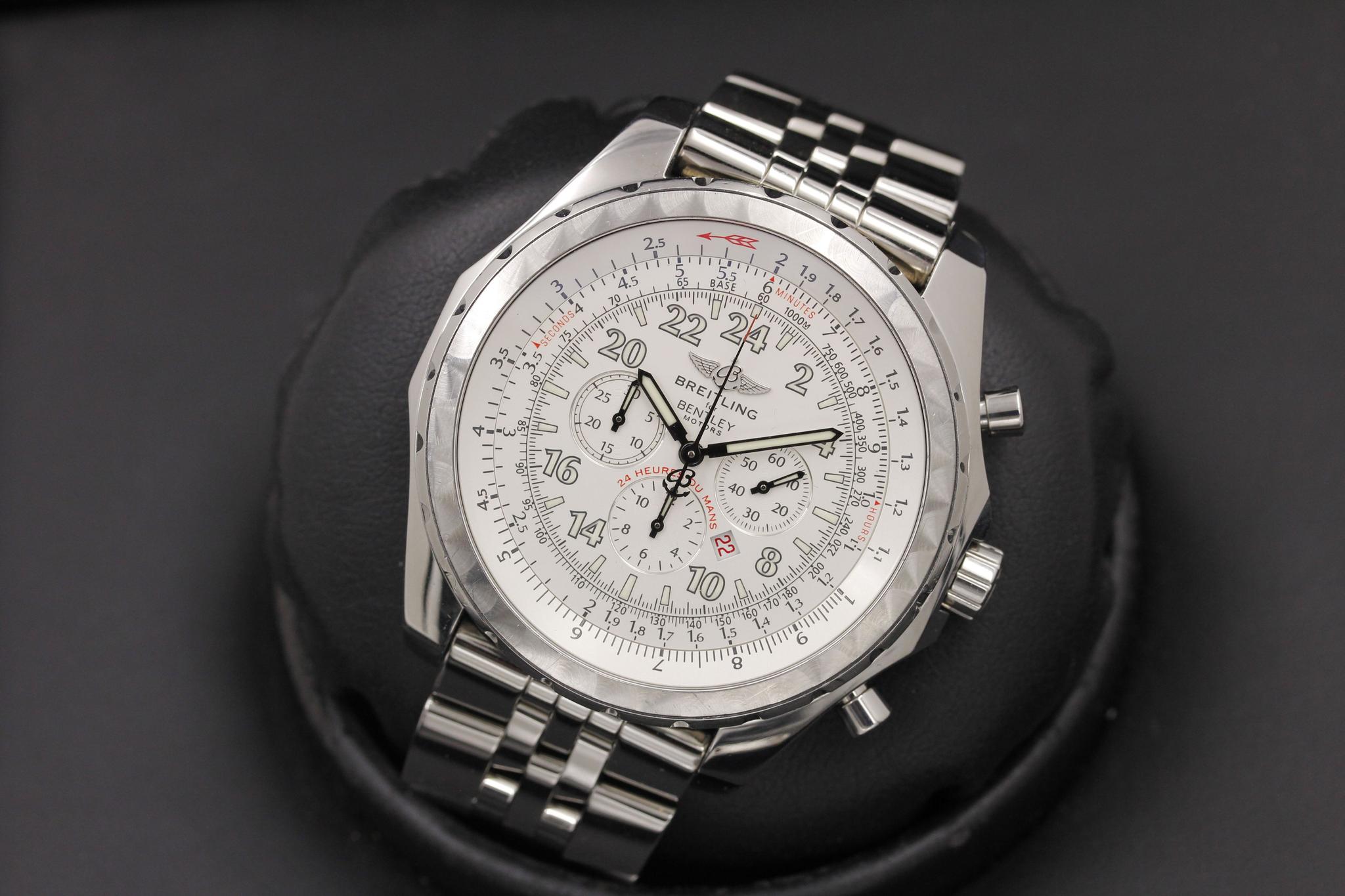 Watch Image 10