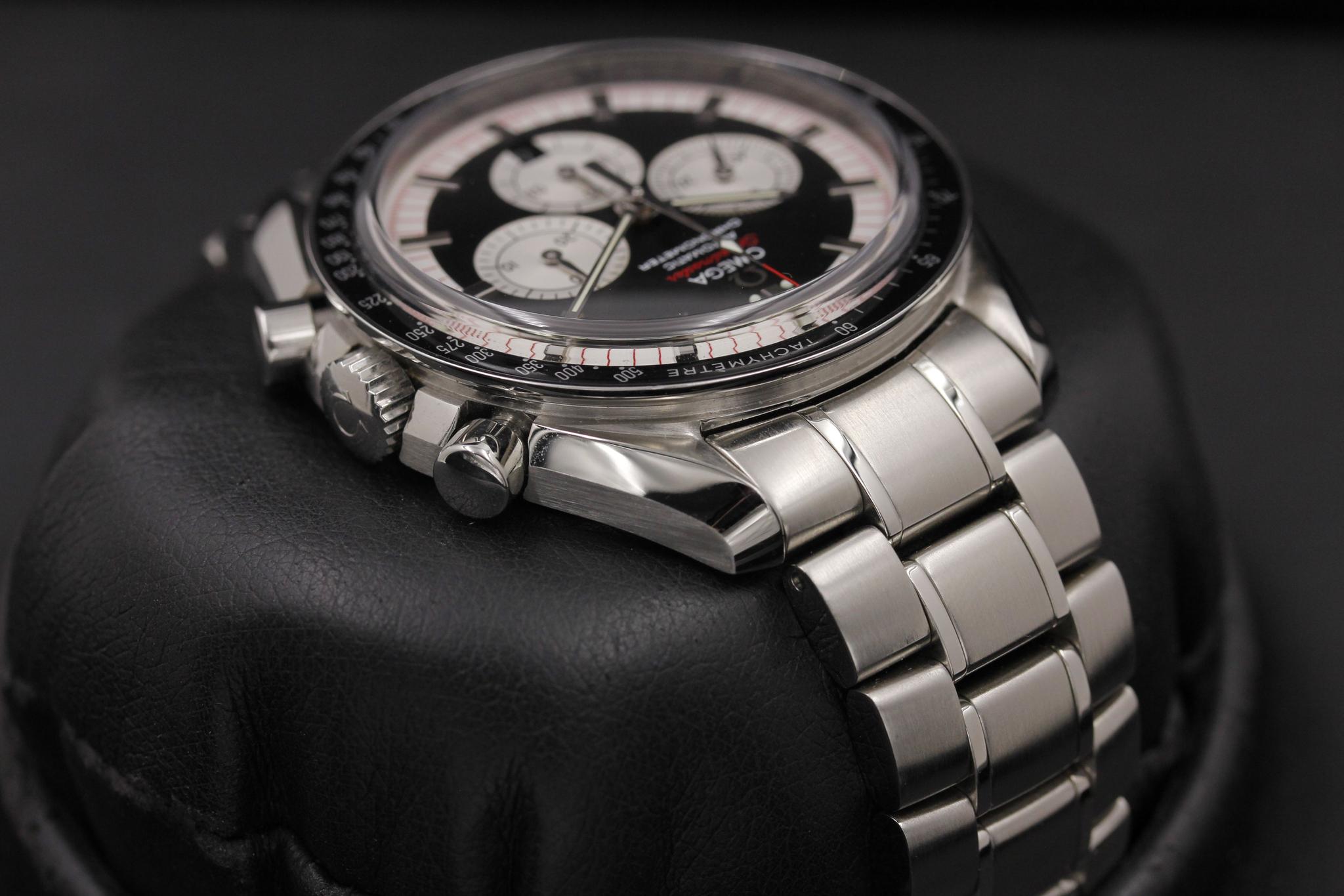 Watch Image 4