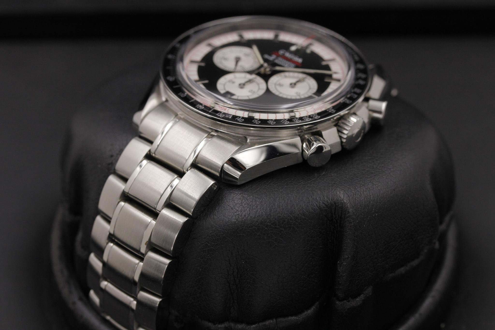 Watch Image 2