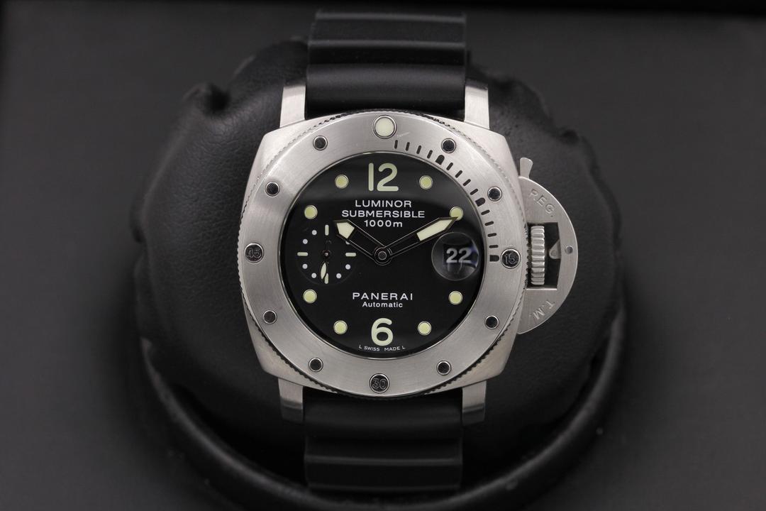 Panerai Submersible 1950 Pam 243