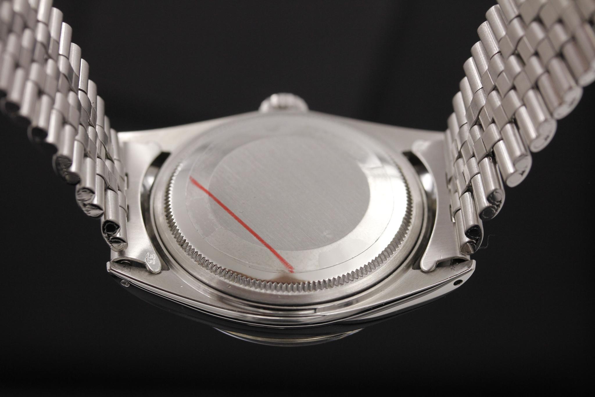 Watch Image 8