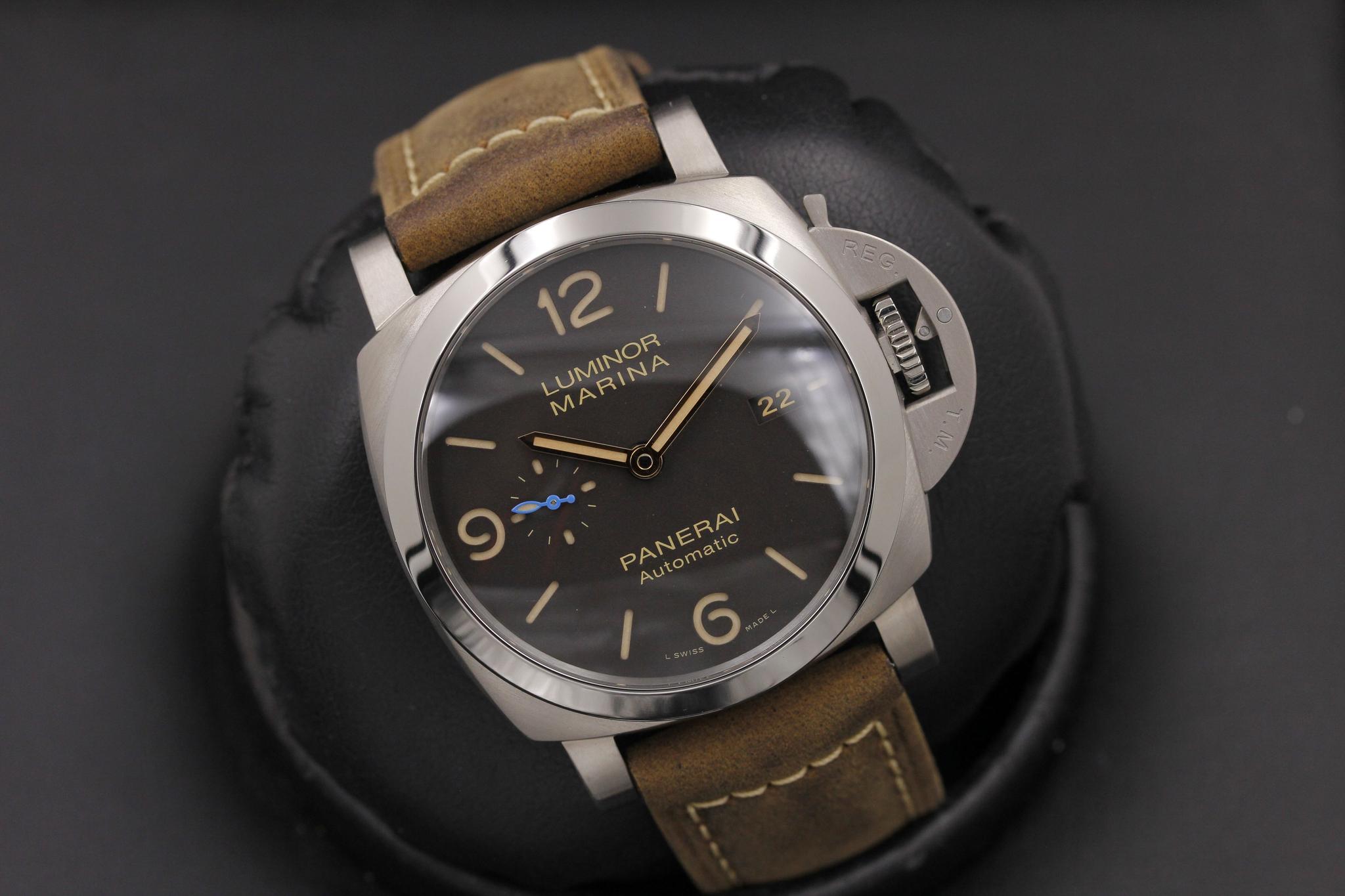 Watch Image 9