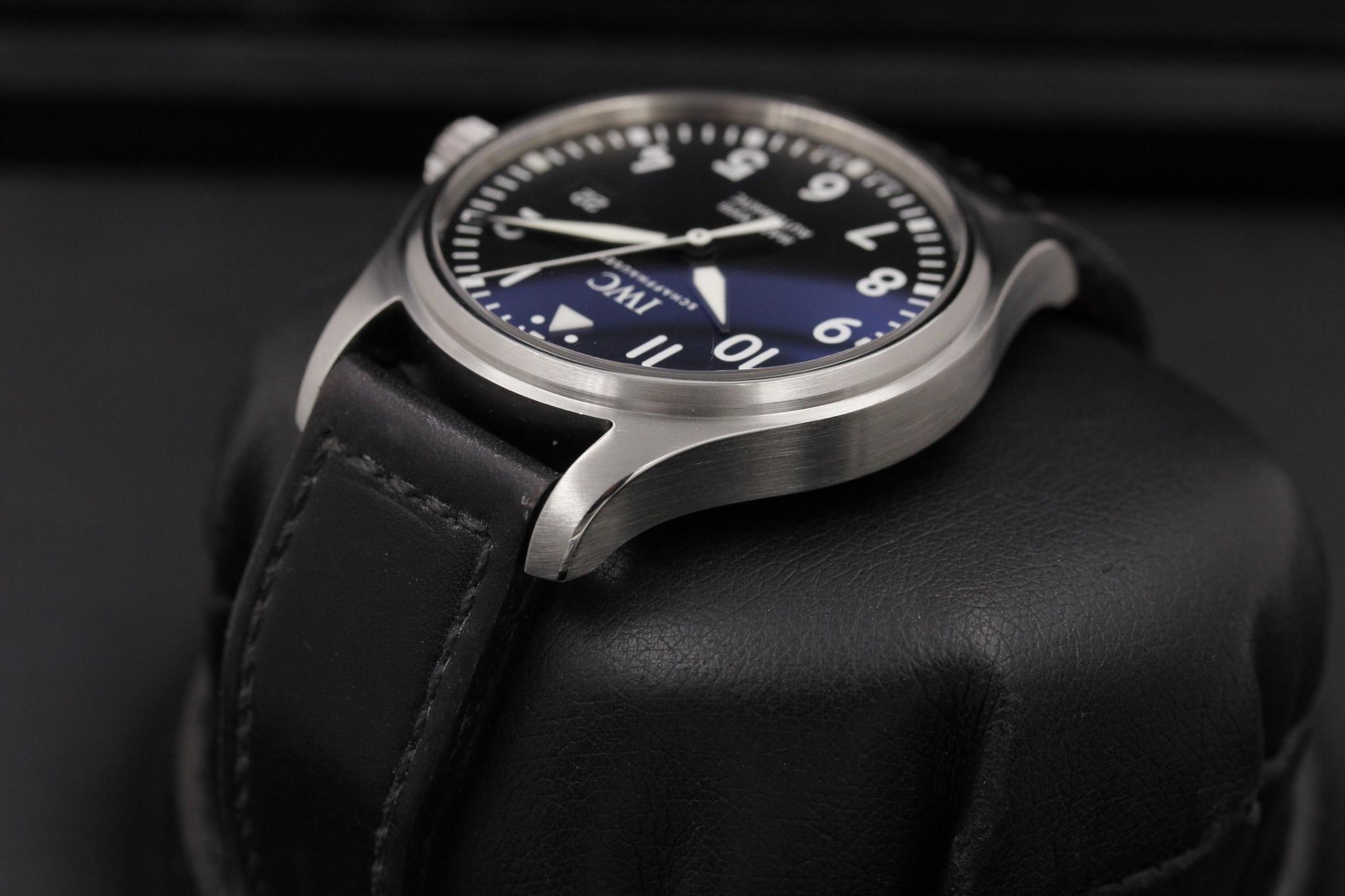 Watch Image 5