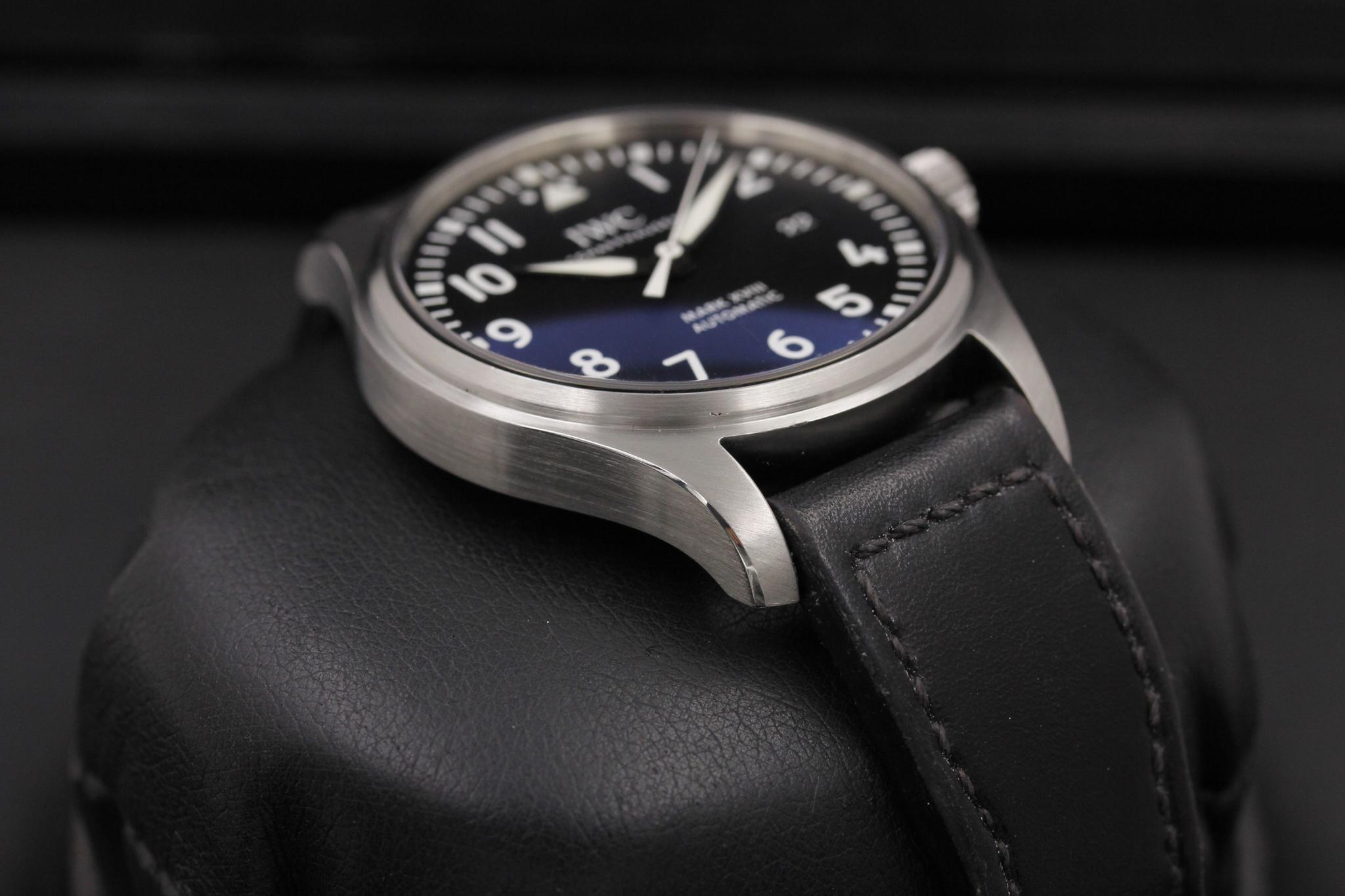 Watch Image 6