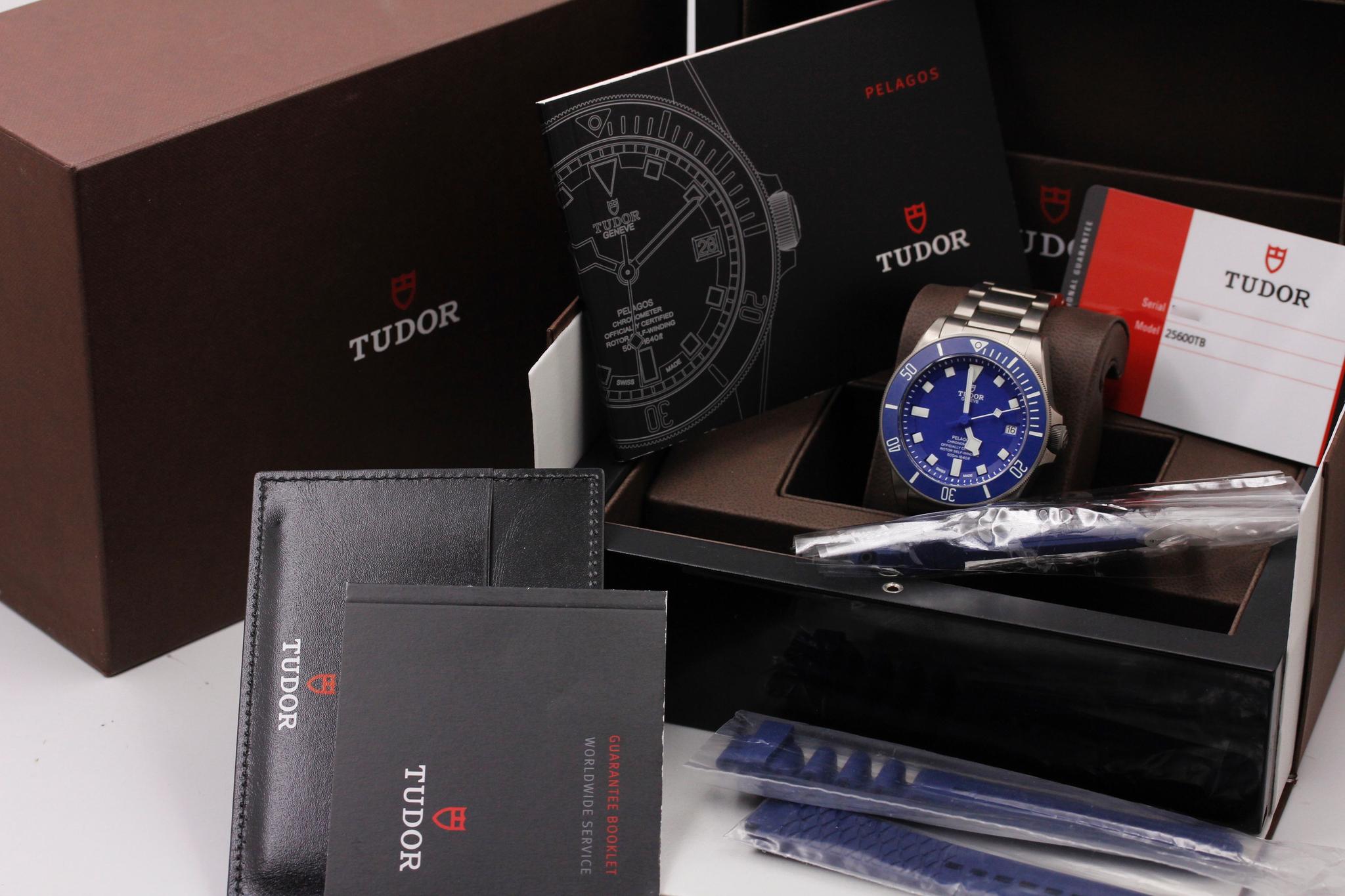 Watch Image 11