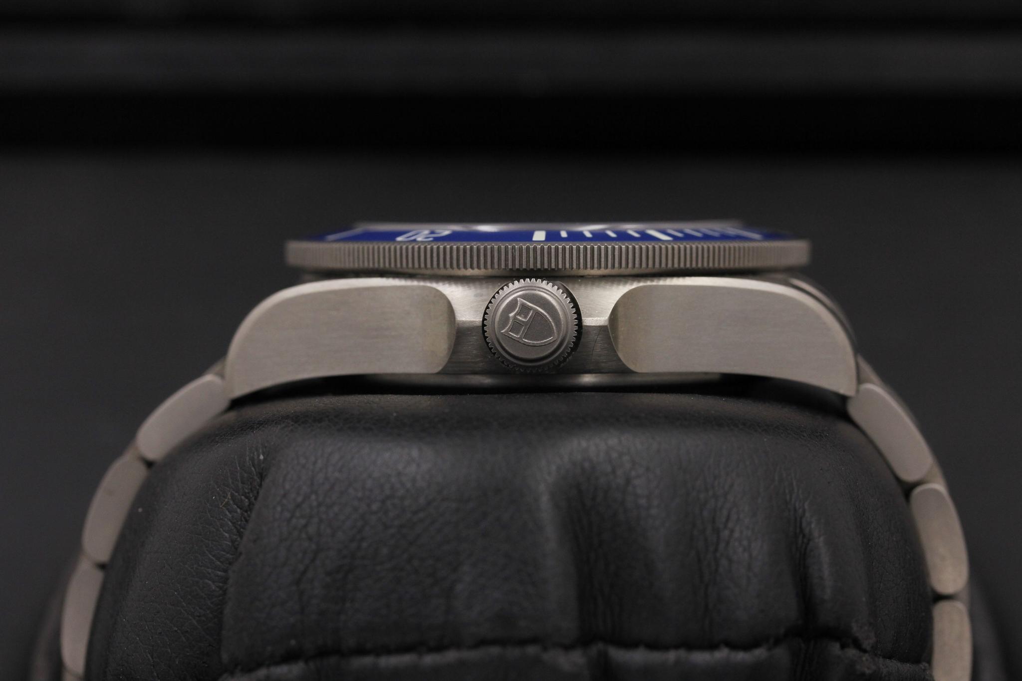 Watch Image 3
