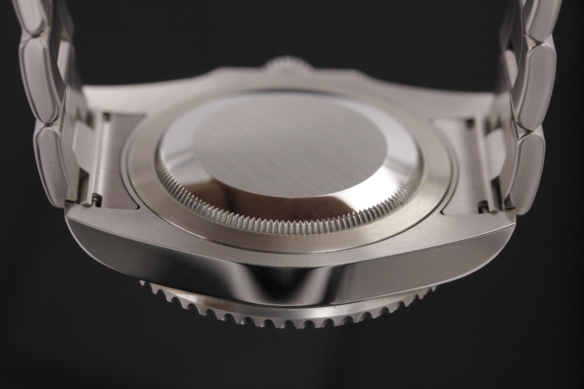 Watch Image 7