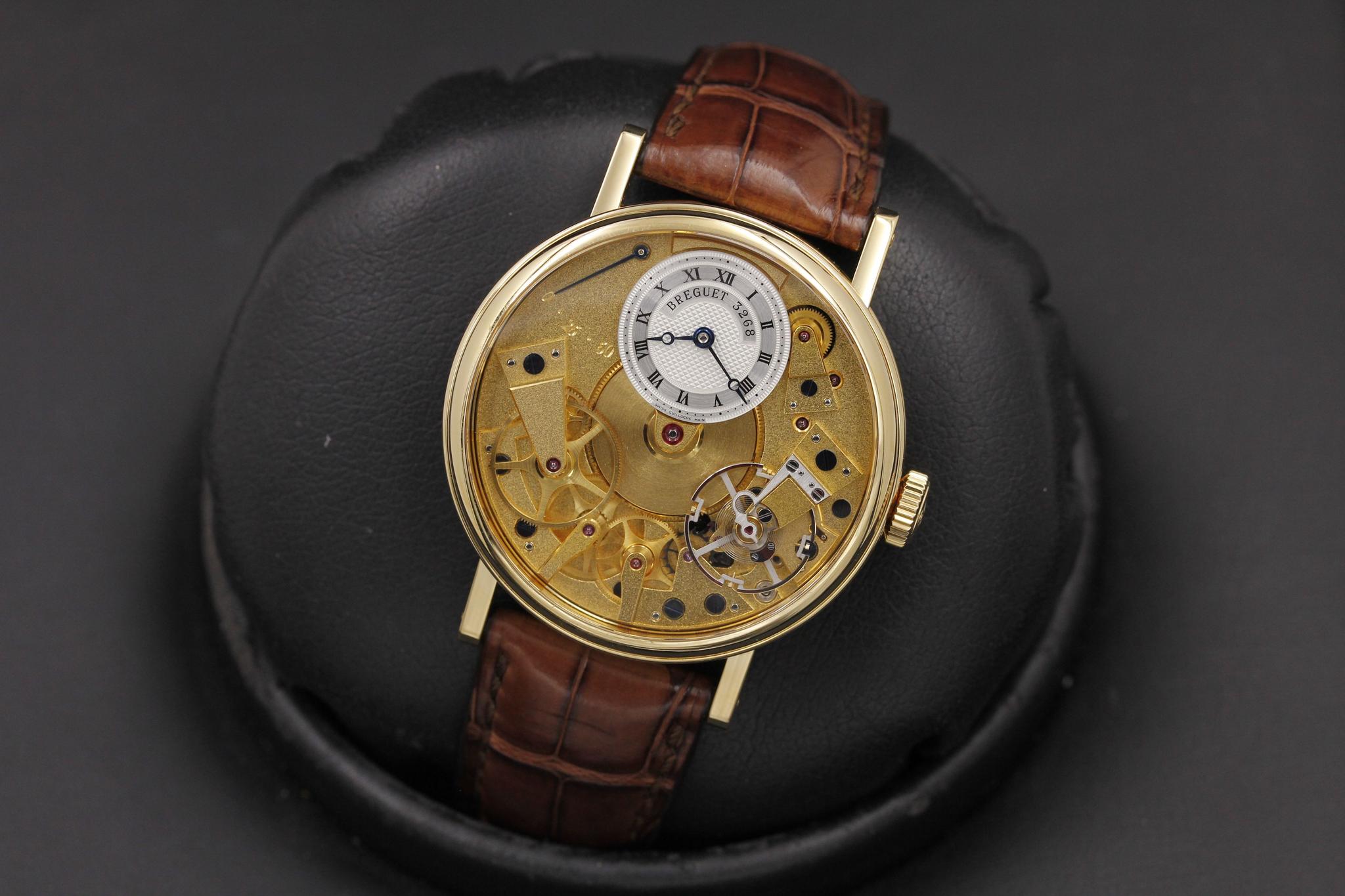 Watch Image 10