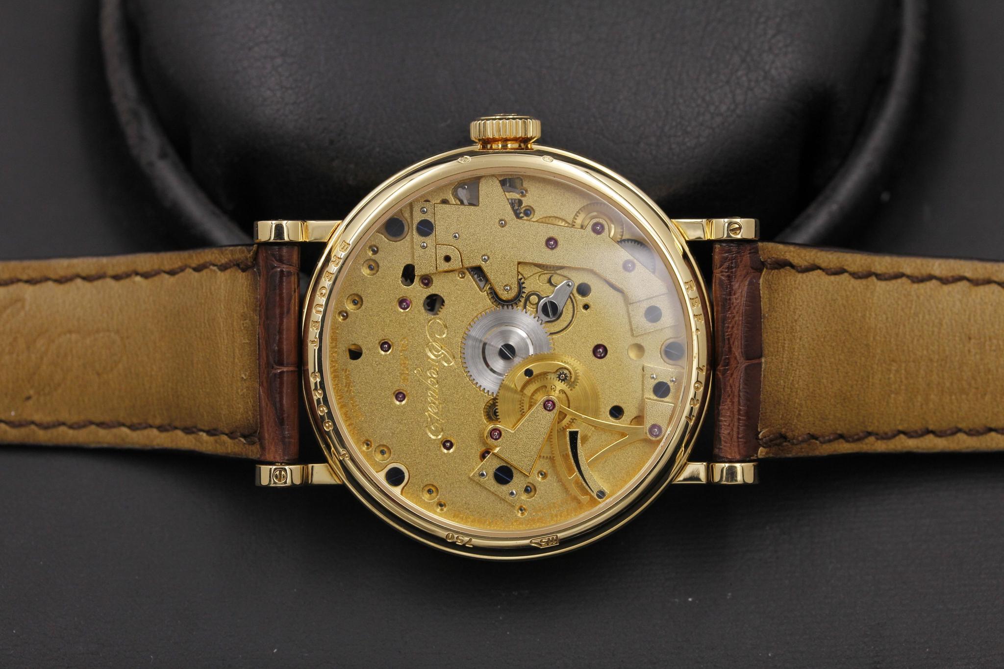 Watch Image 7