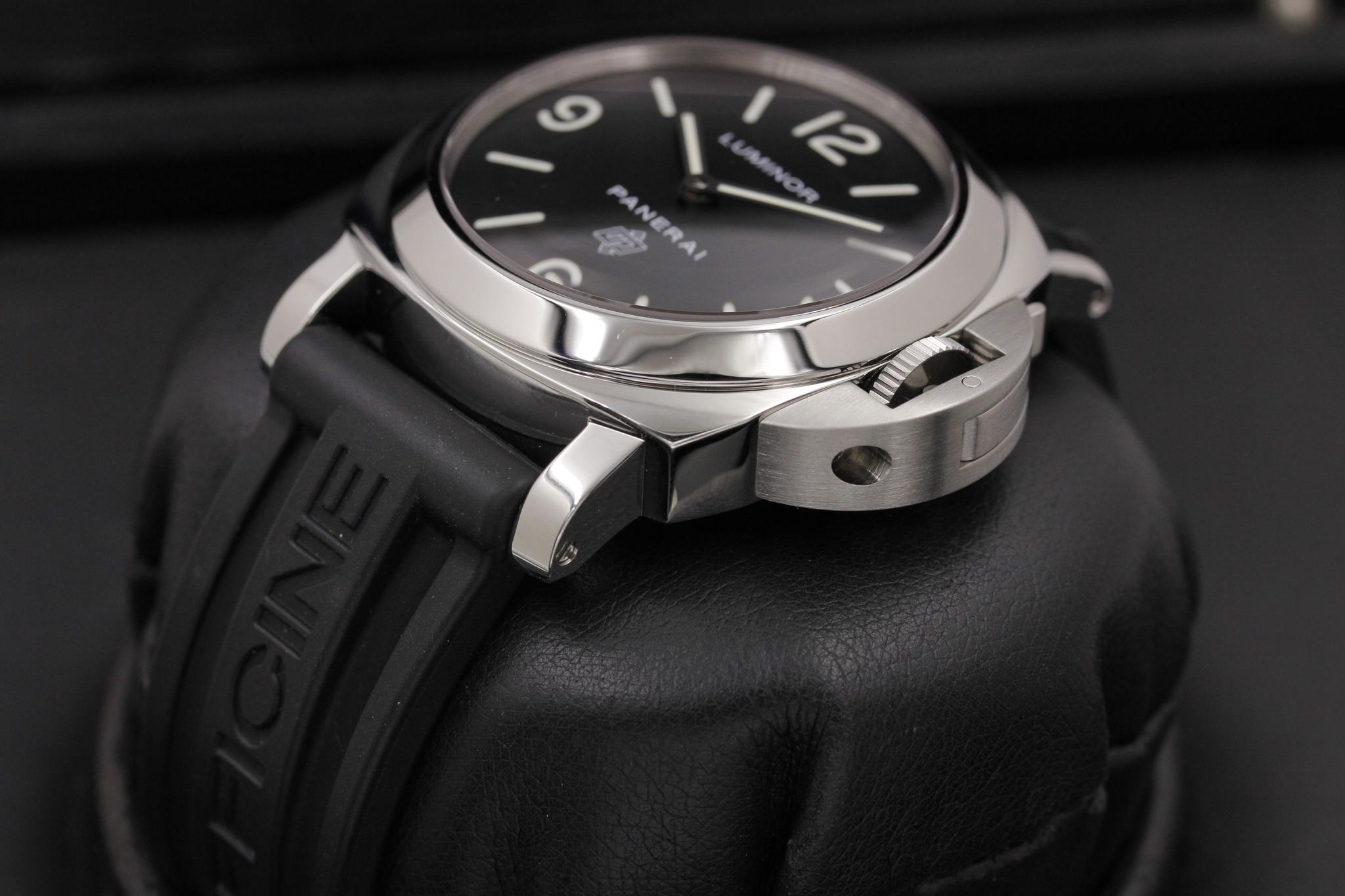 Watch Image 2