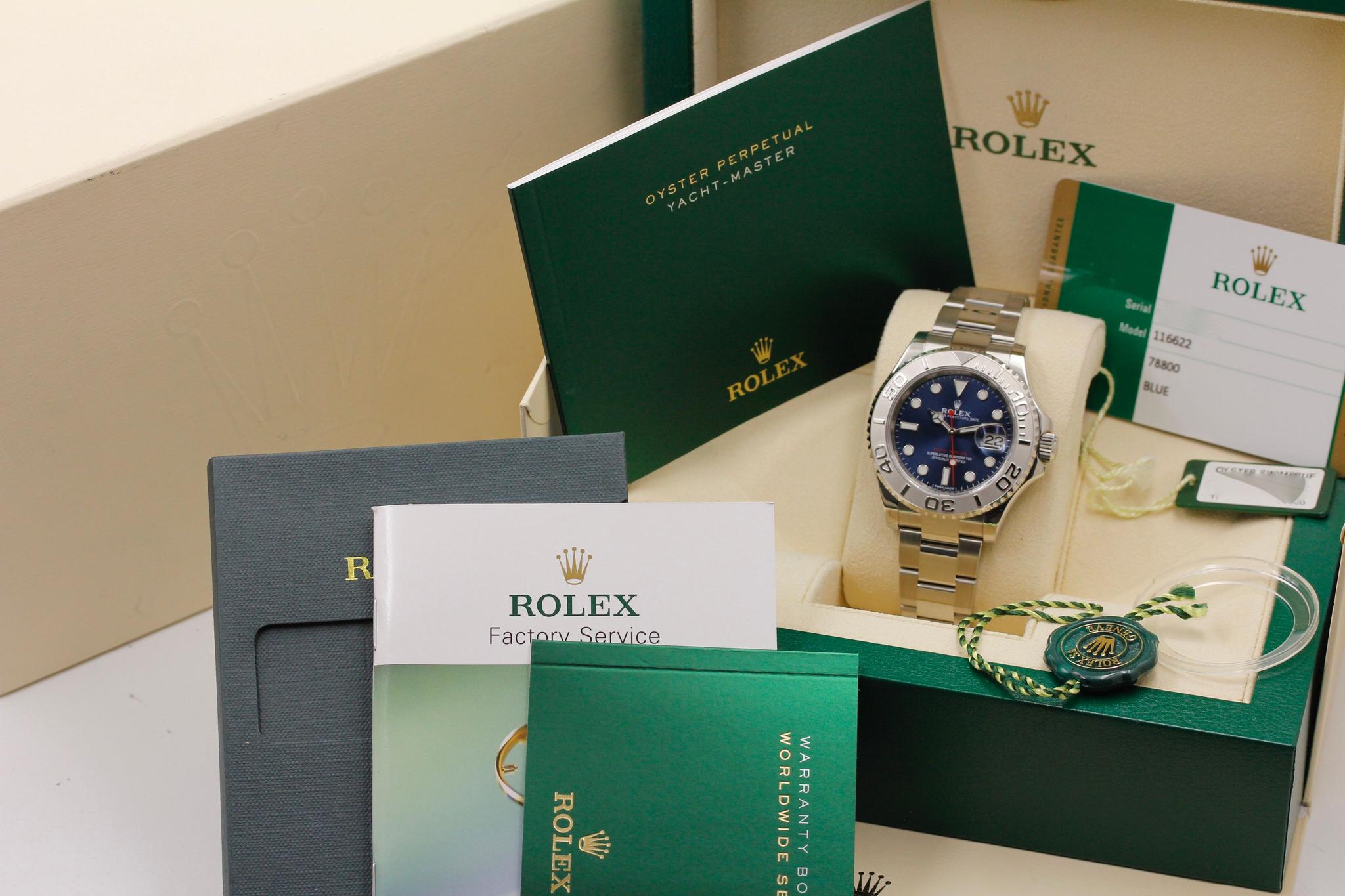 Watch Image 11