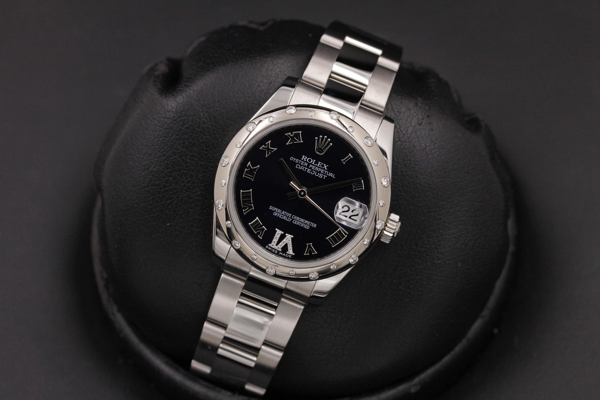 Watch Image 10