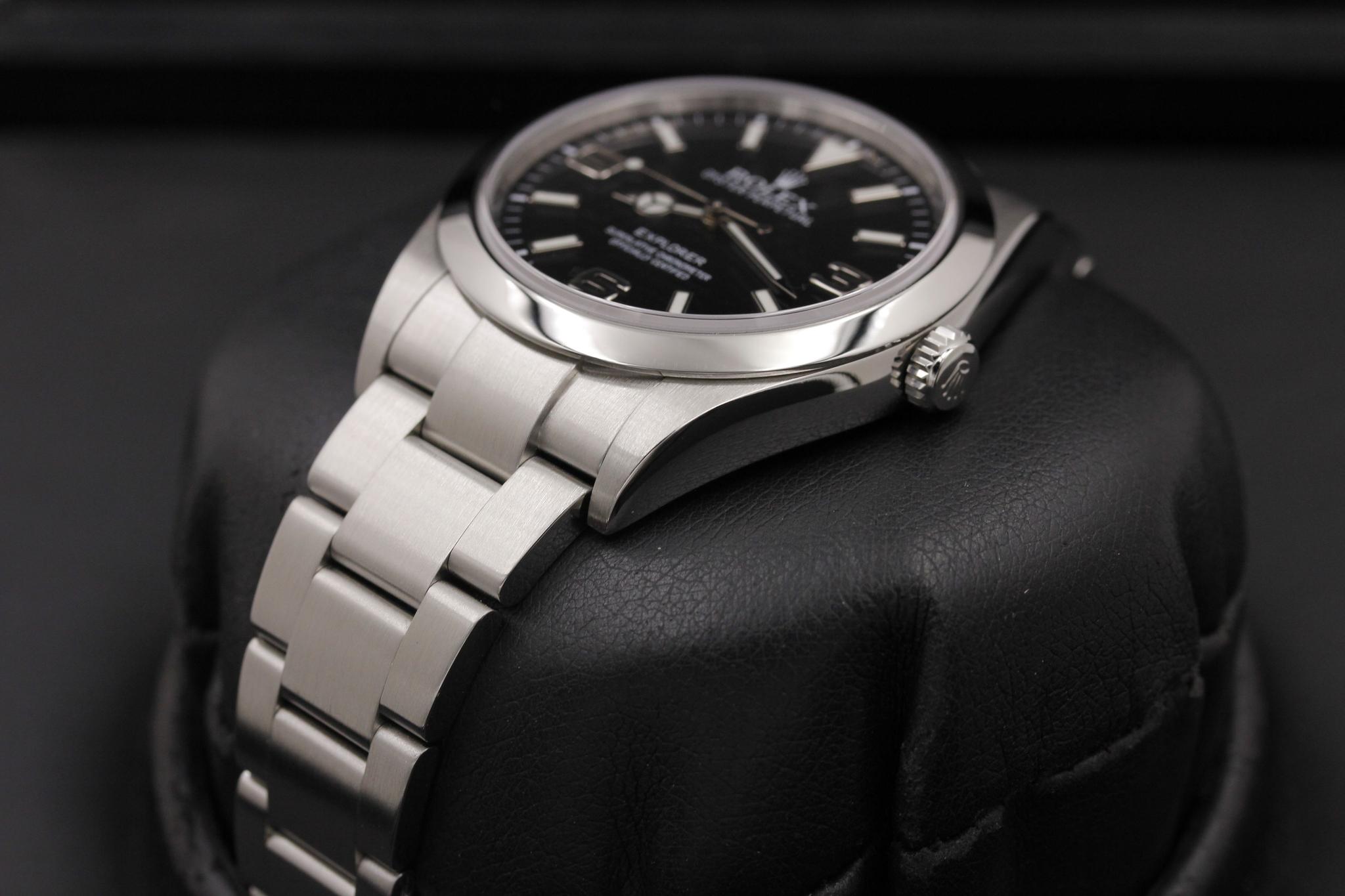 Watch Image 2