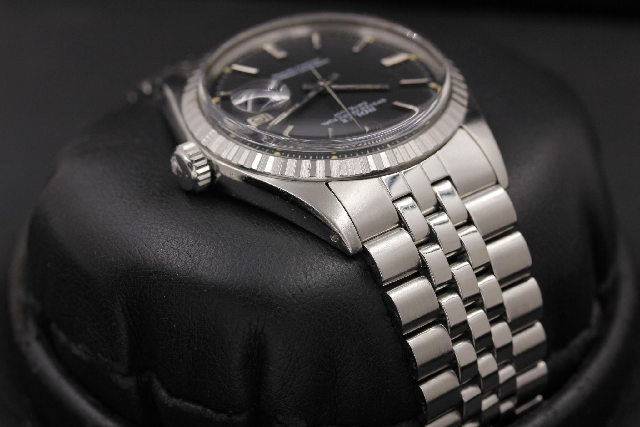 Watch Image 5