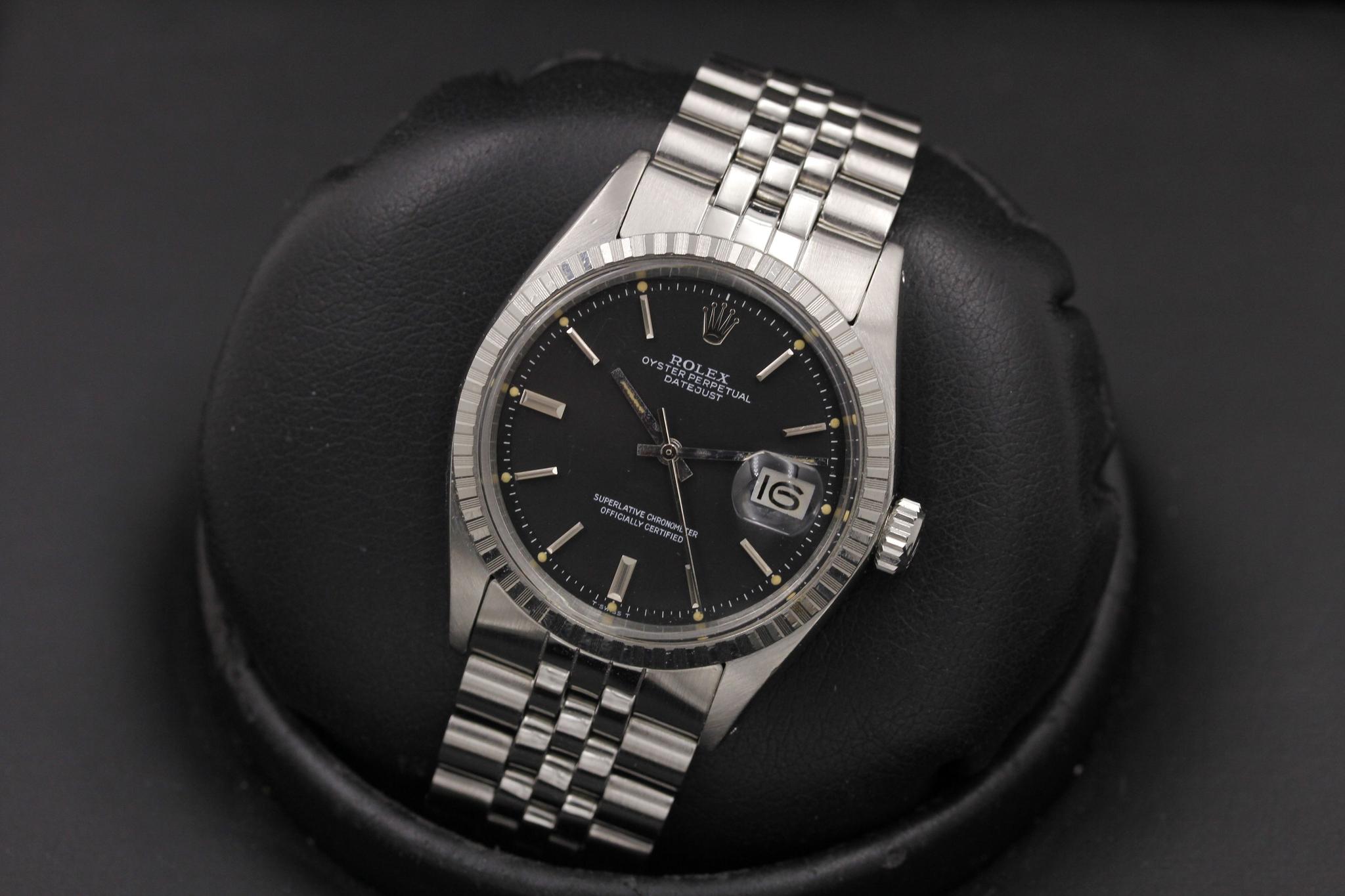 Watch Image 13