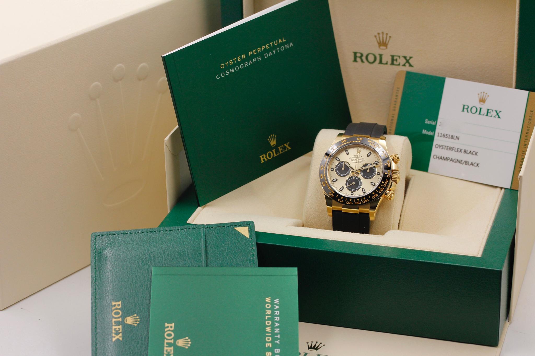 Watch Image 11