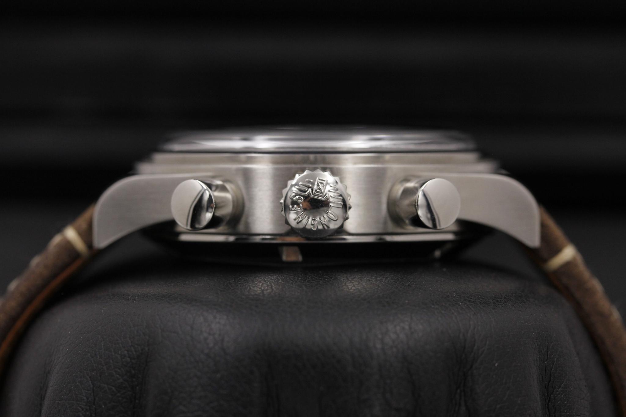 Watch Image 3