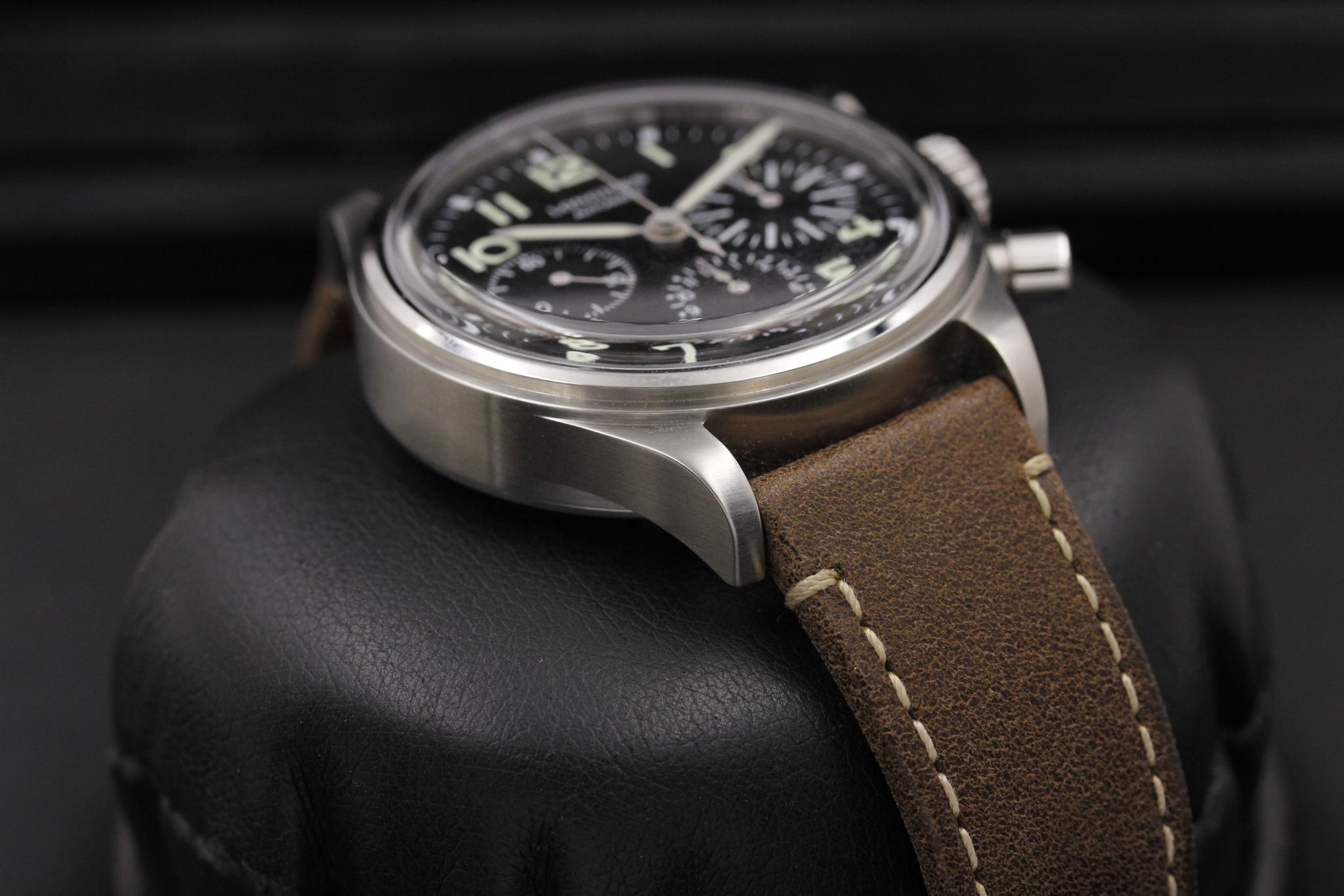 Watch Image 6