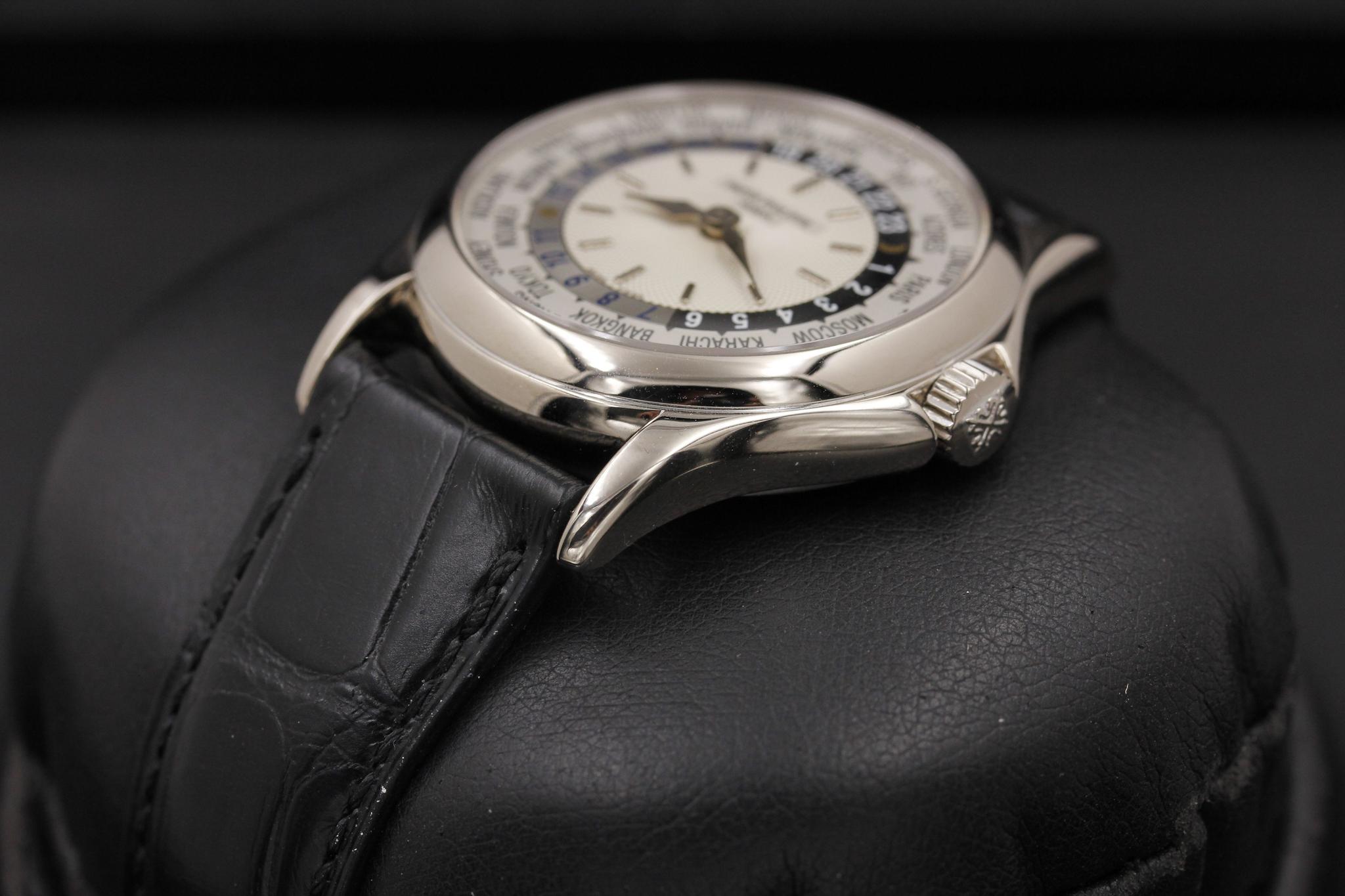 Watch Image 3