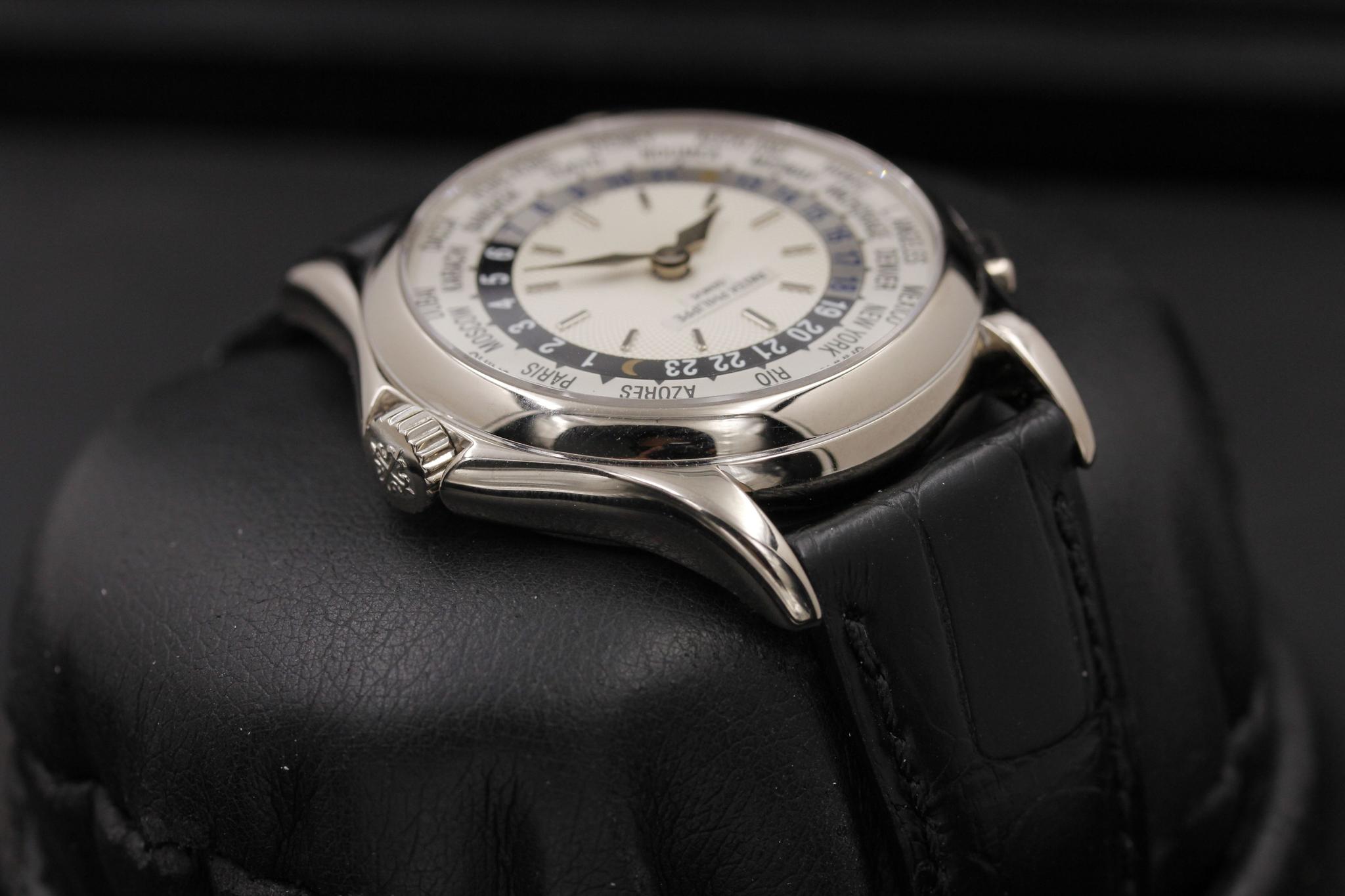 Watch Image 5