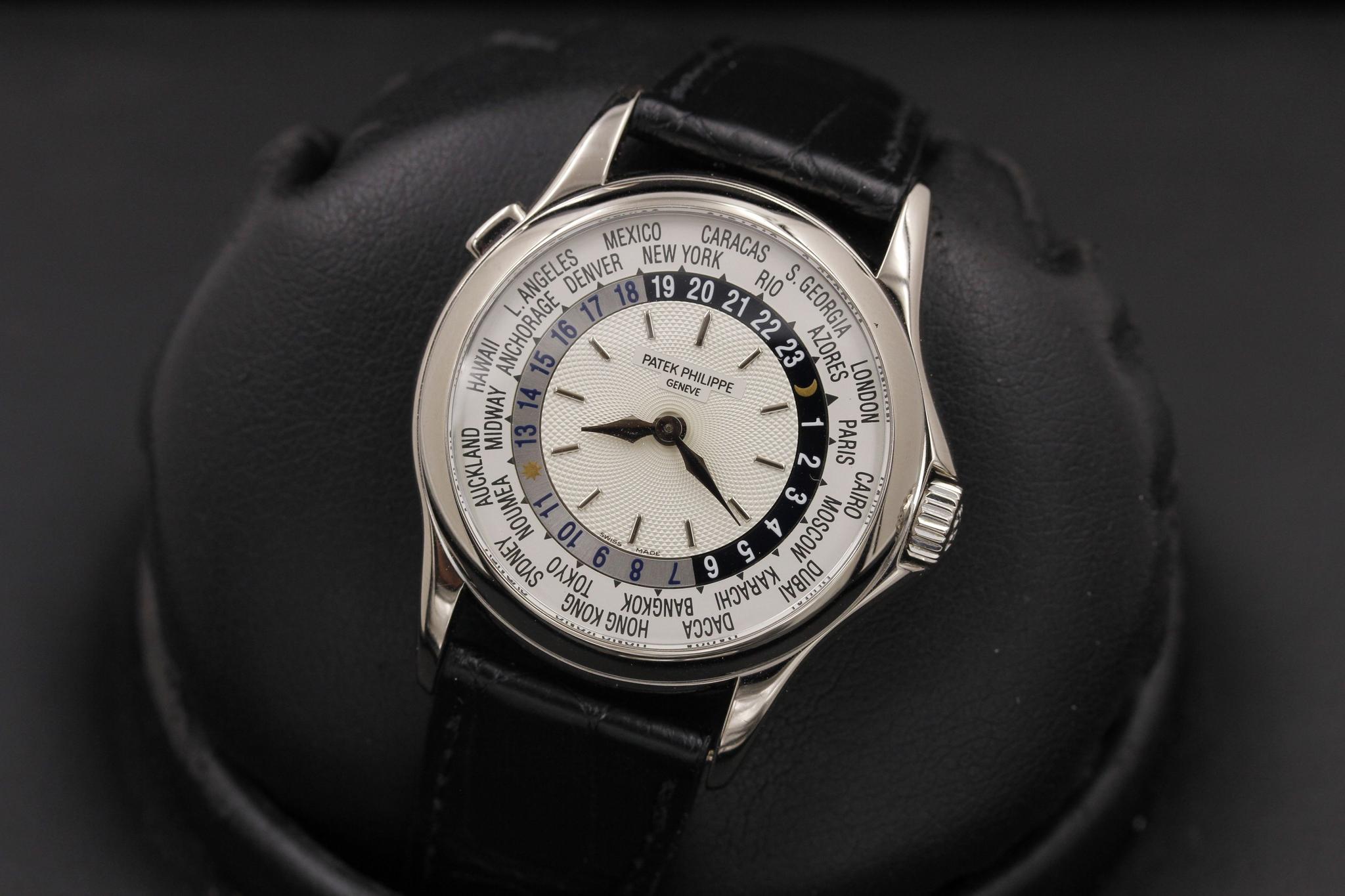 Watch Image 11
