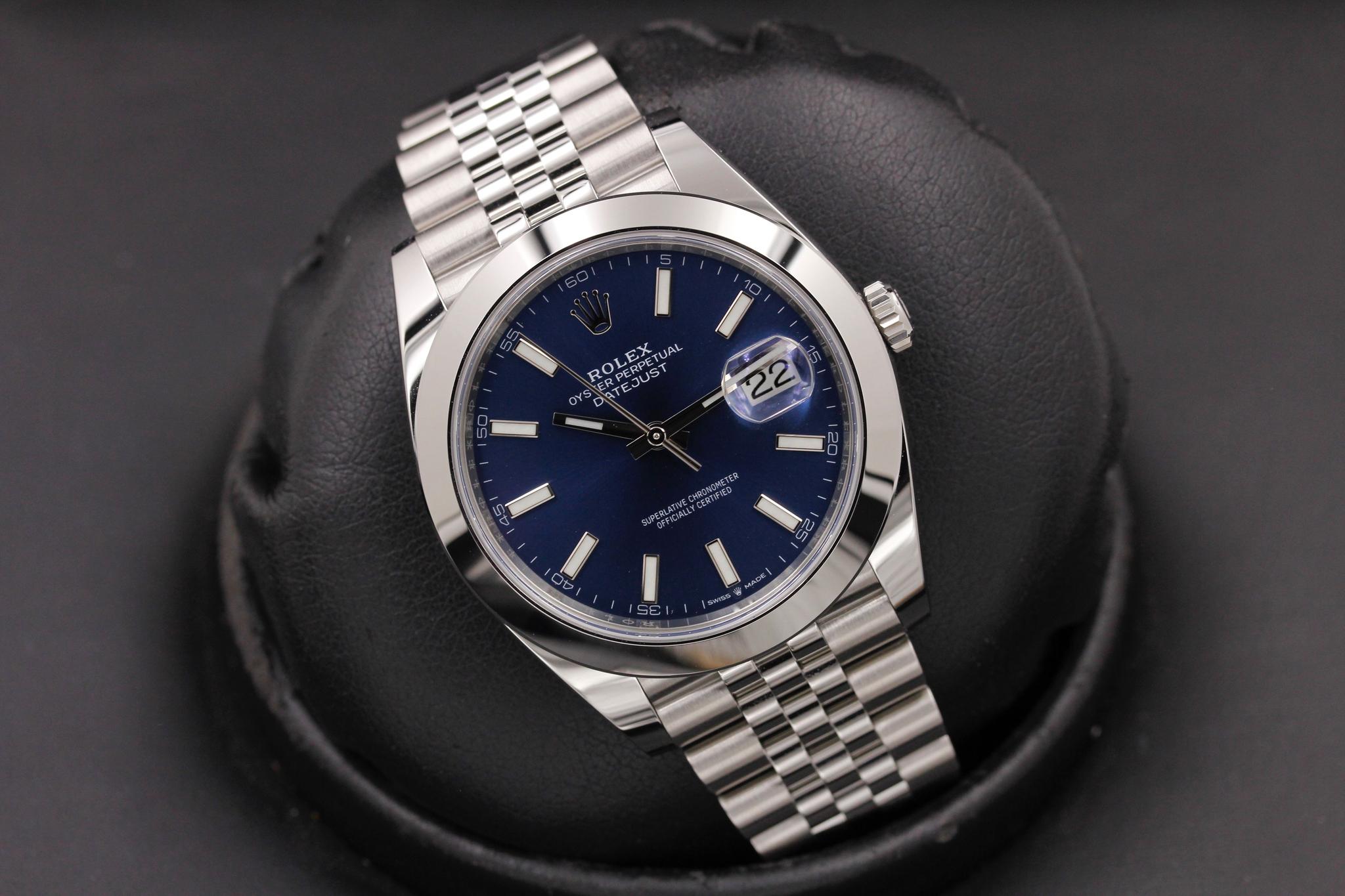 Watch Image 9