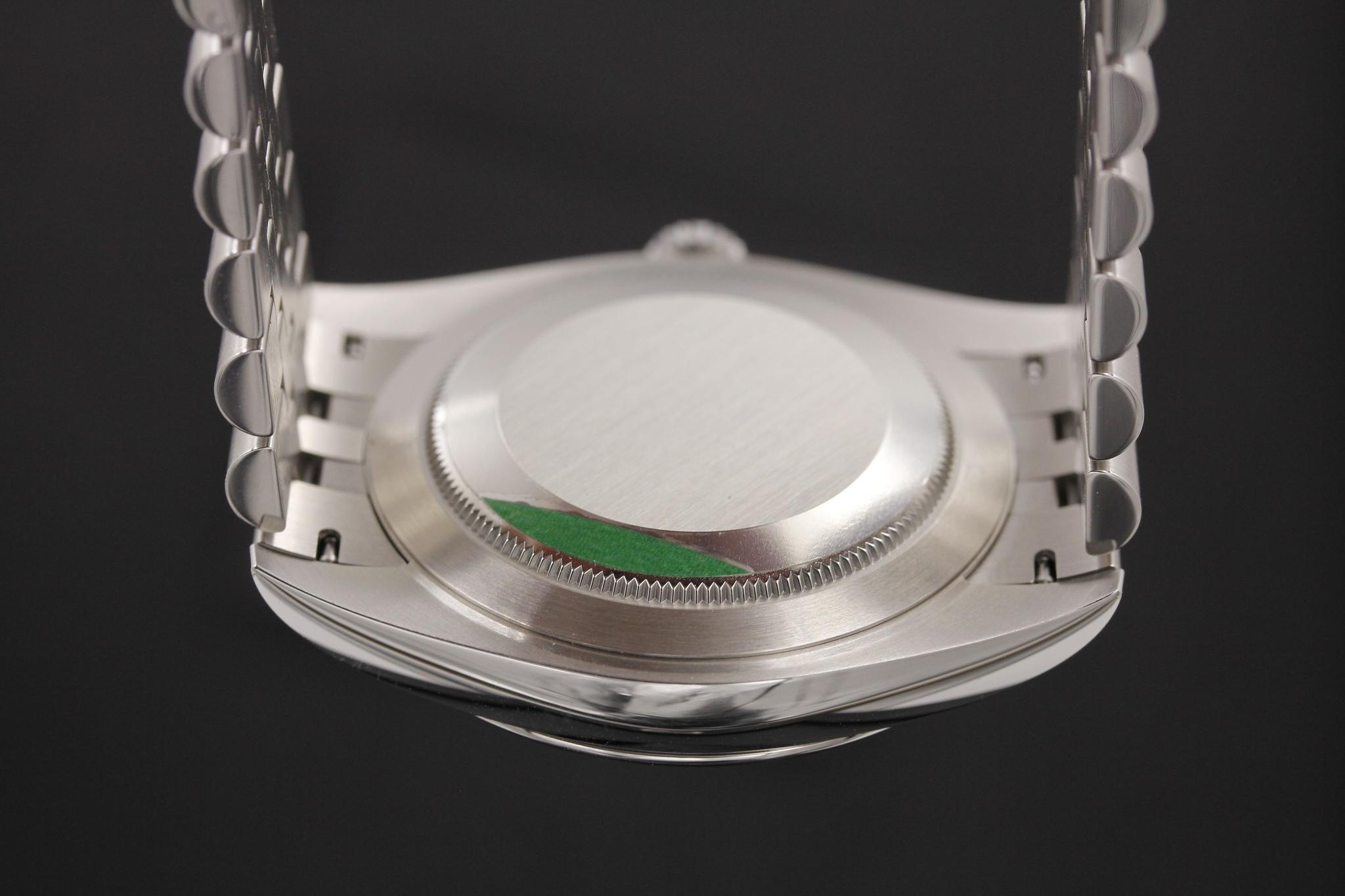 Watch Image 7
