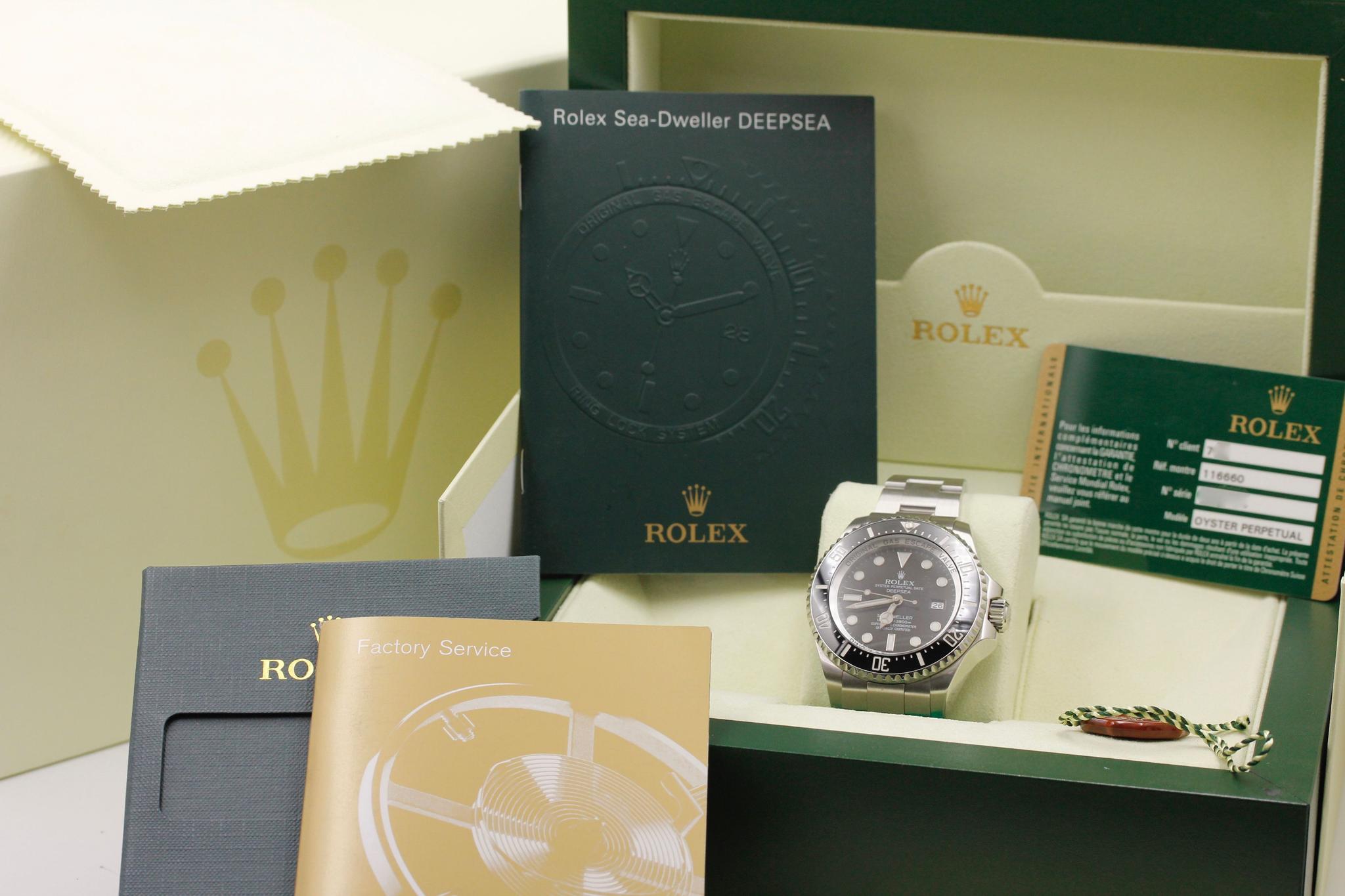 Watch Image 11