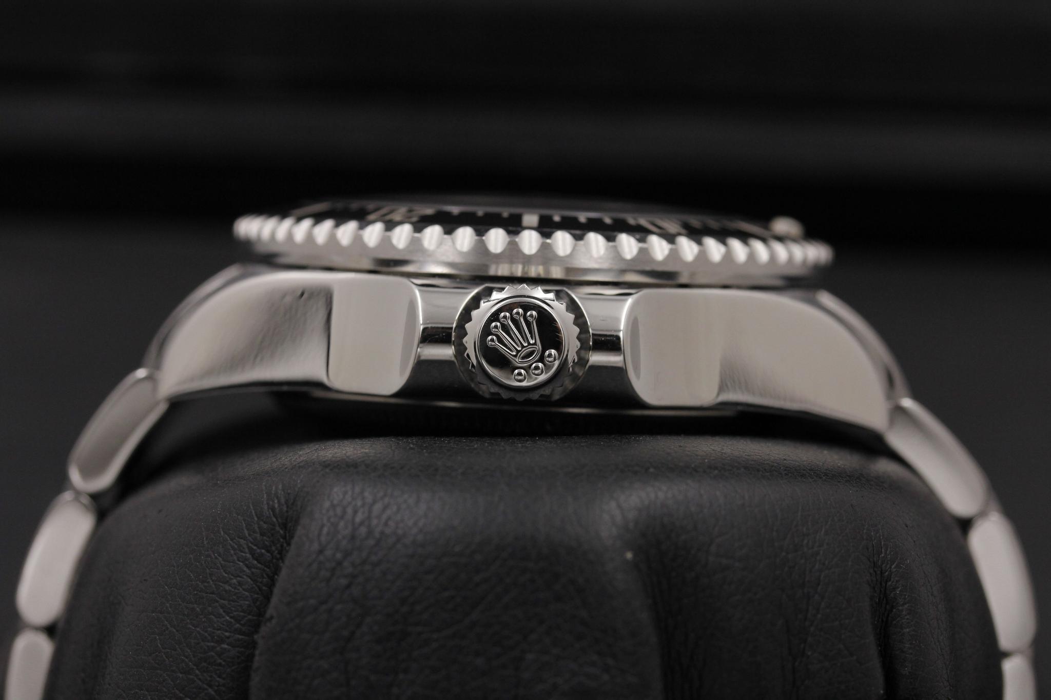 Watch Image 3