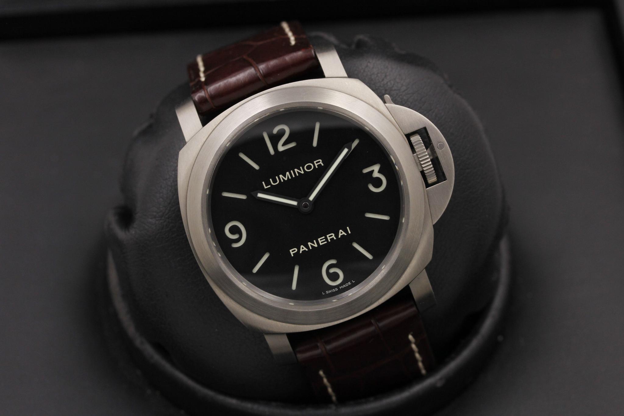 Watch Image 9