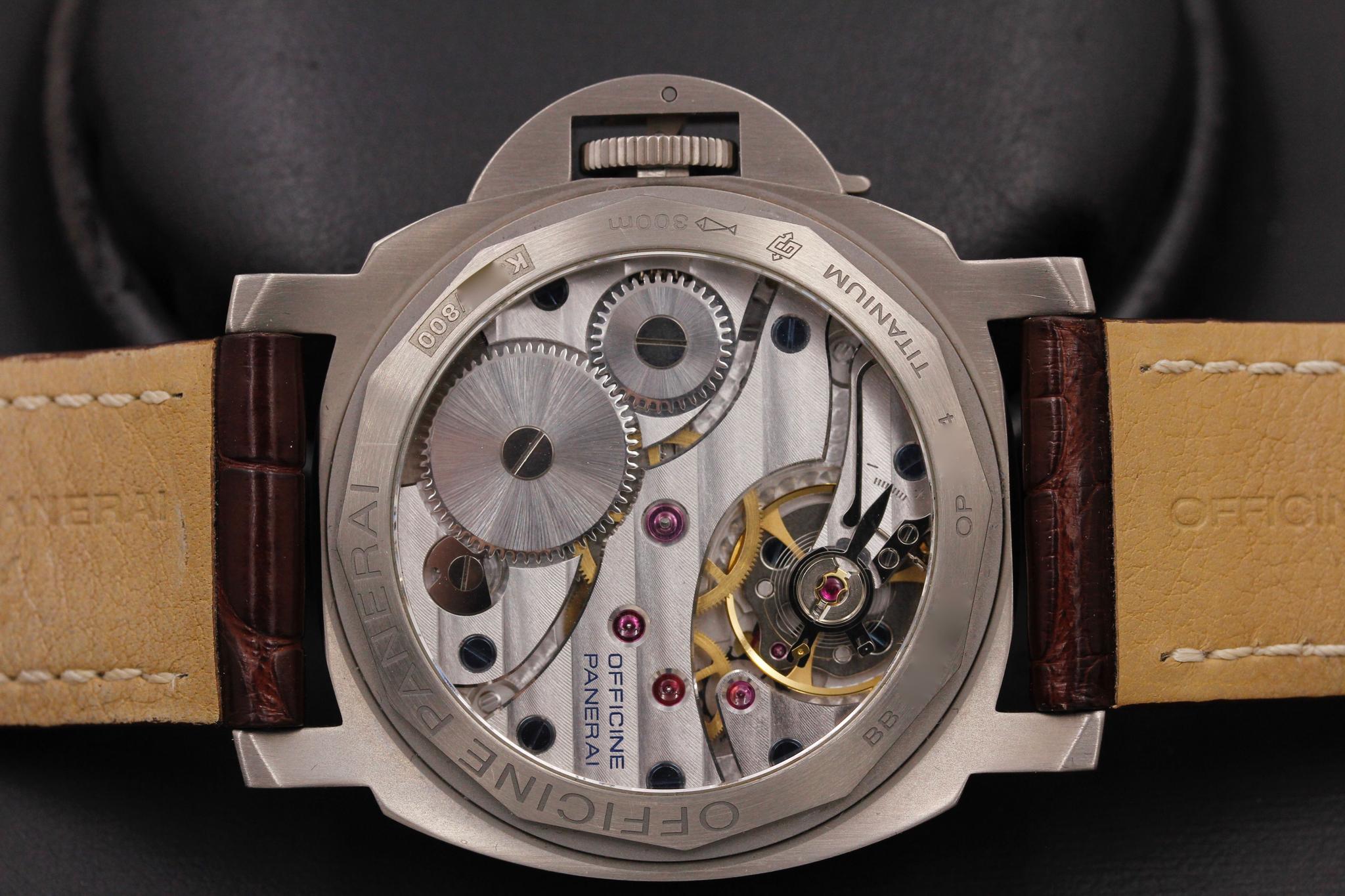 Watch Image 7