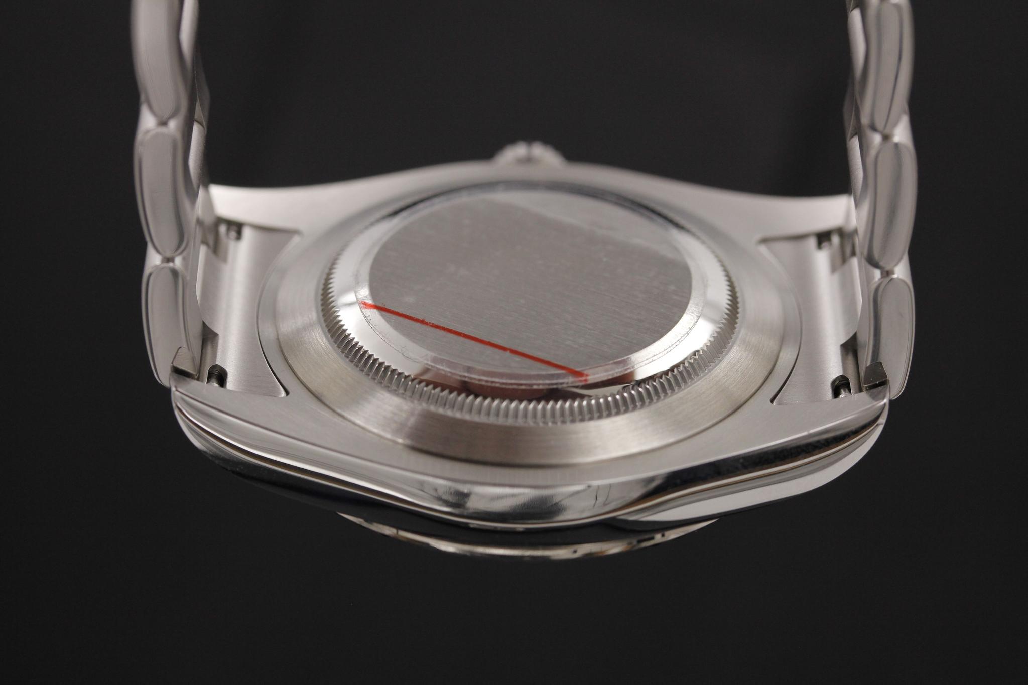Watch Image 7