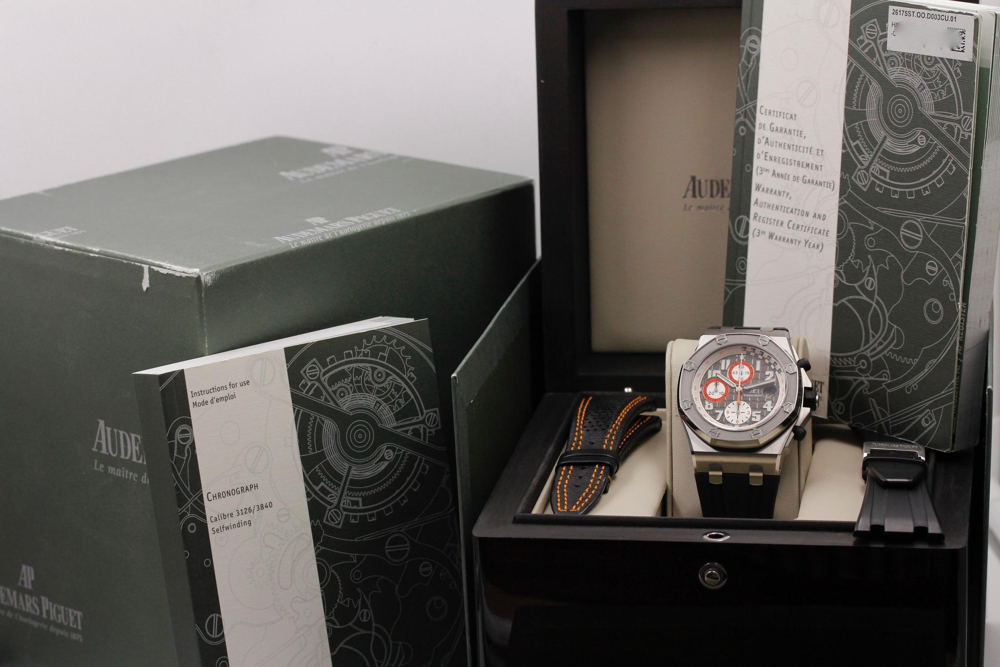 Watch Image 12
