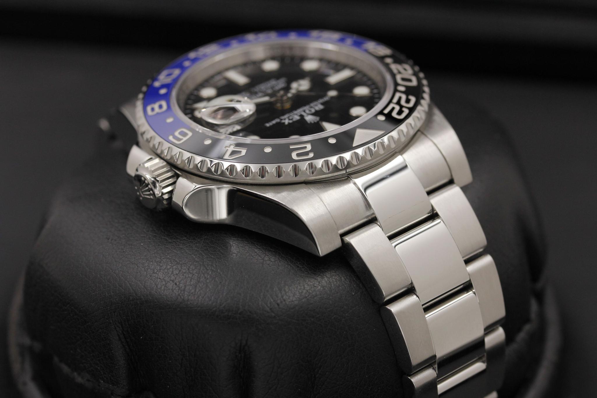 Watch Image 4