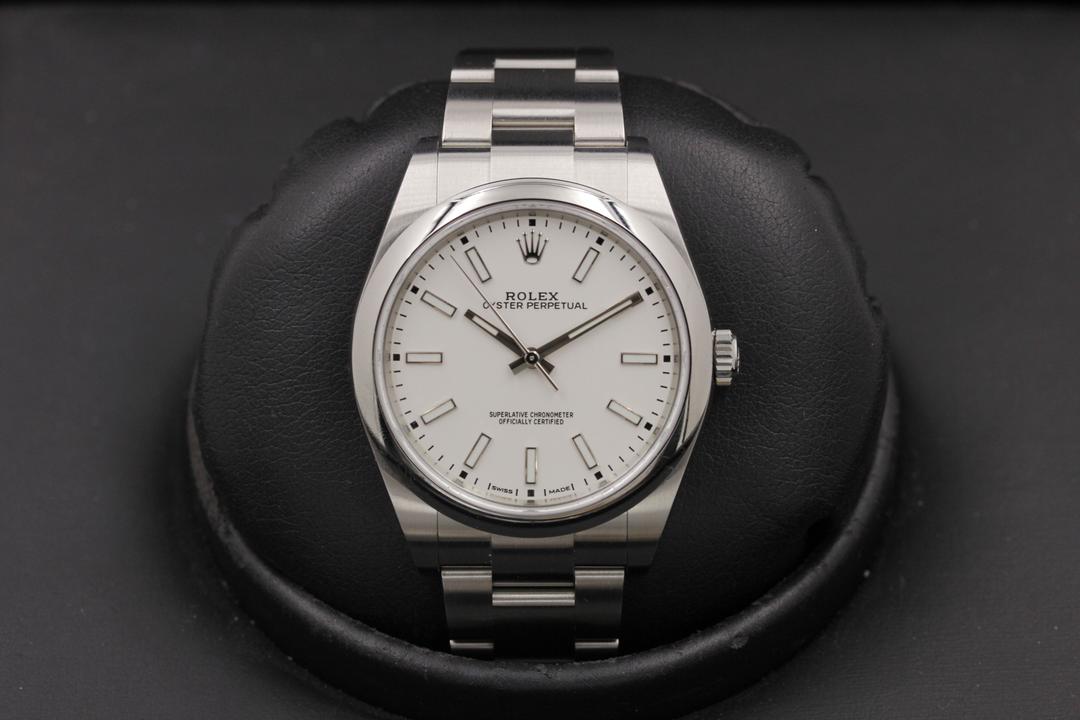 Rolex Oyster Perpetual 114300