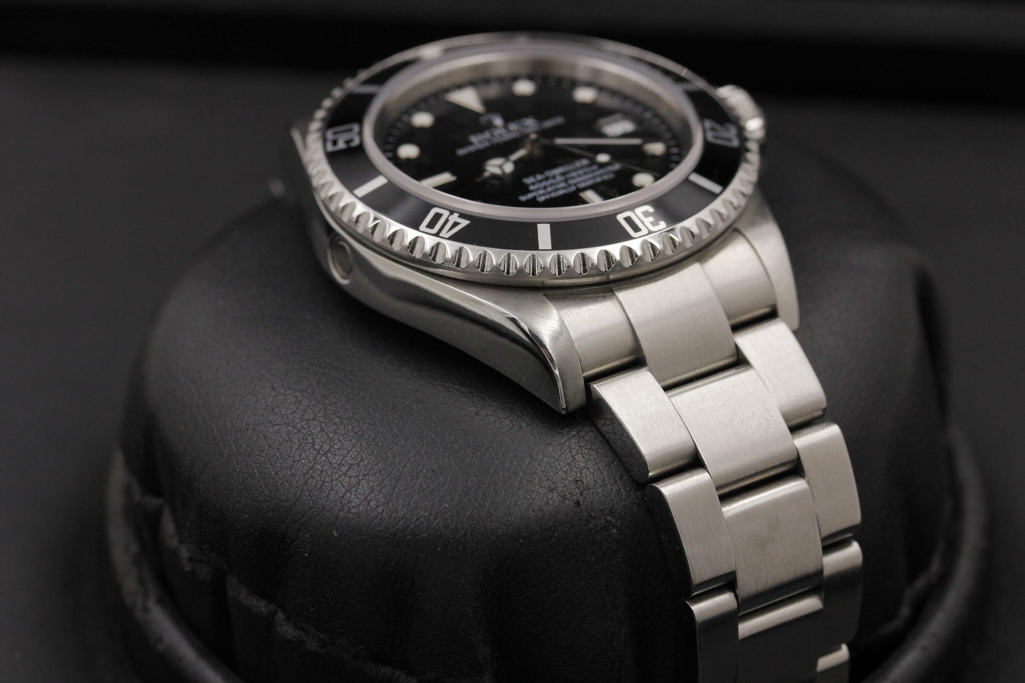 Watch Image 6
