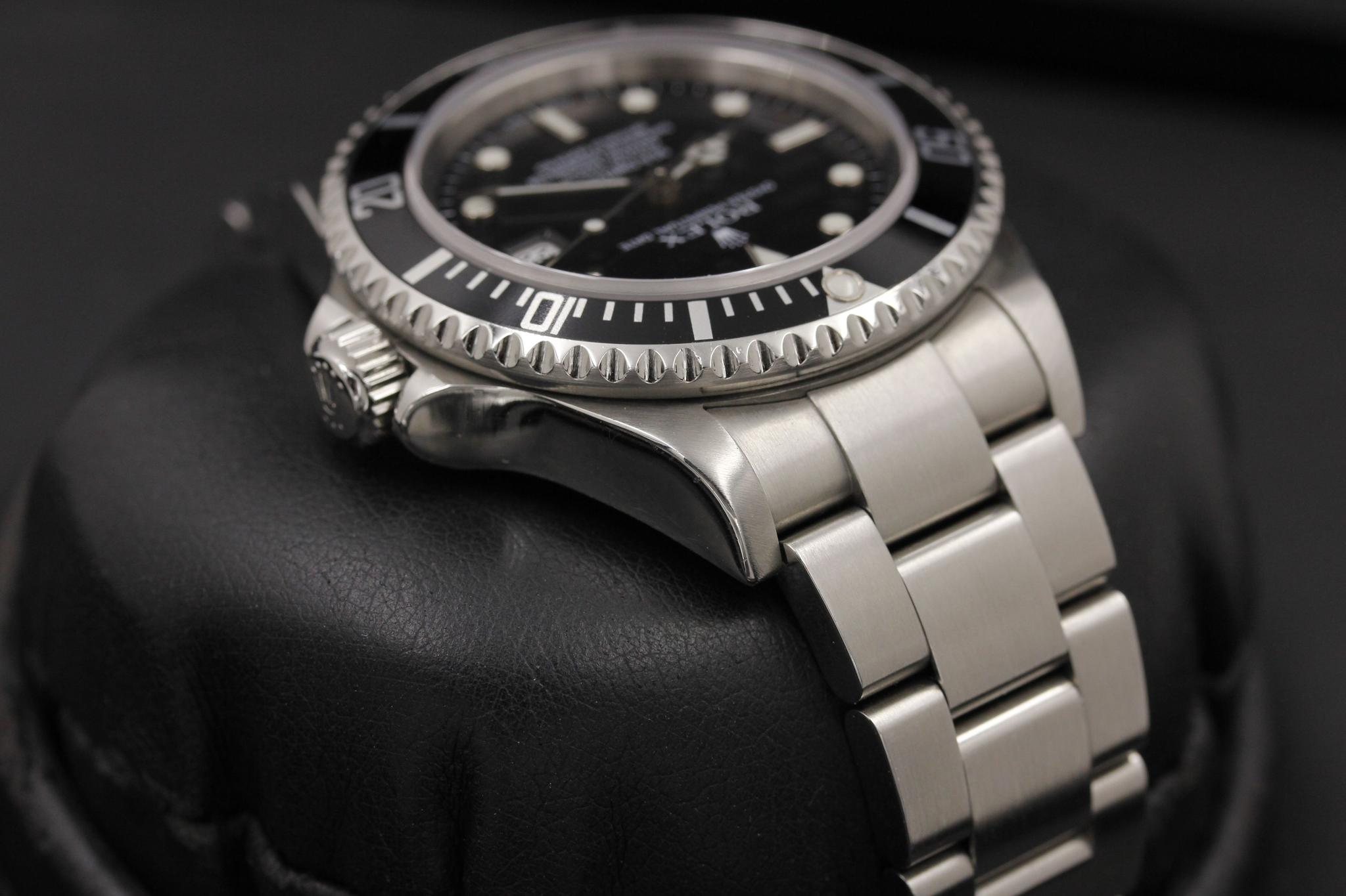 Watch Image 4