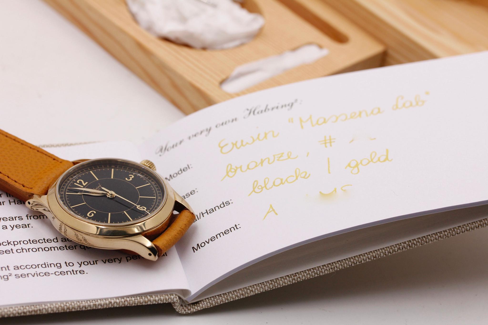 Watch Image 11