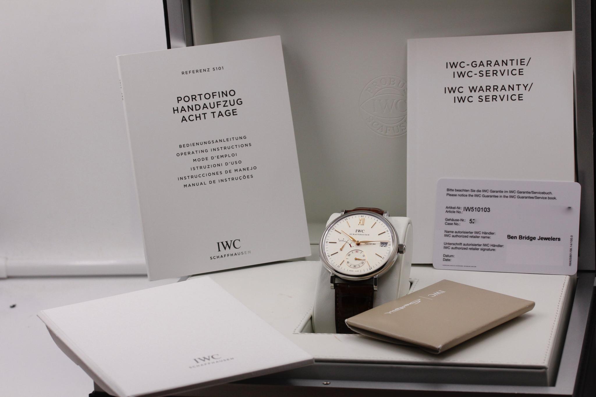 Watch Image 11