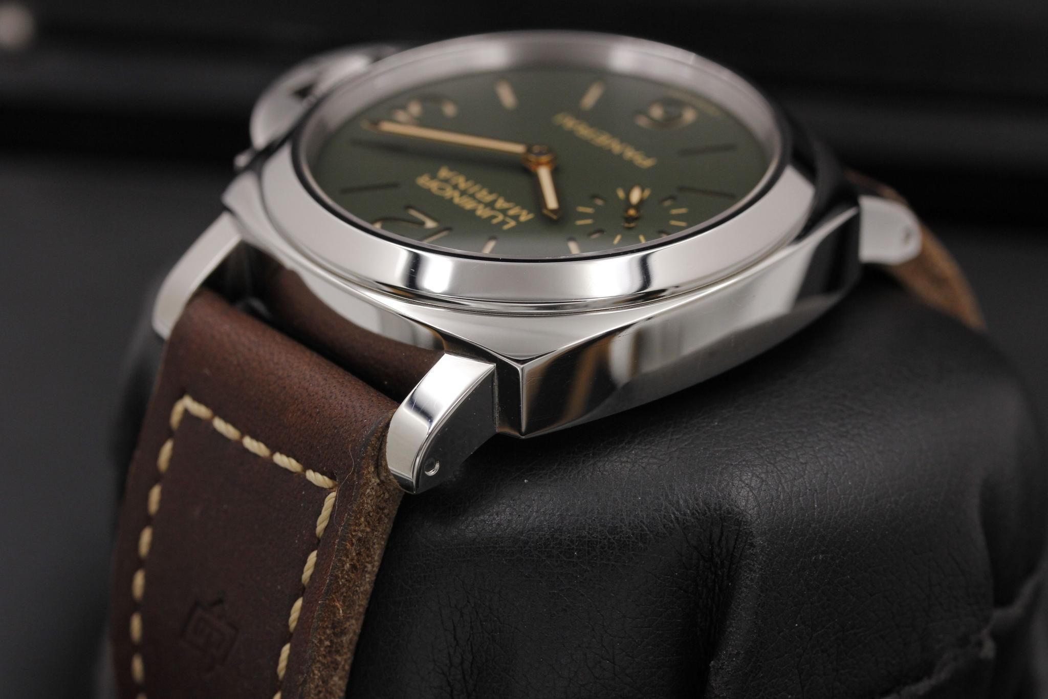 Watch Image 5