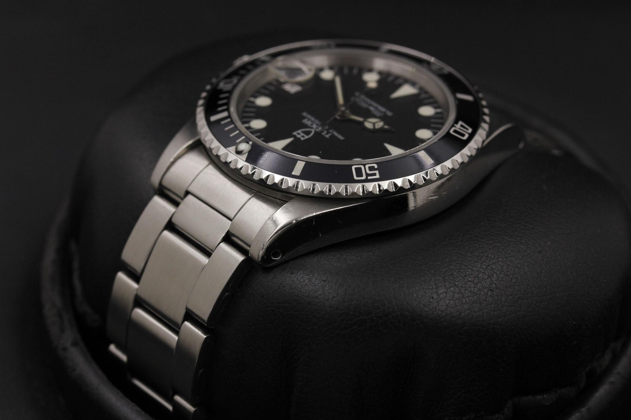 Watch Image 6