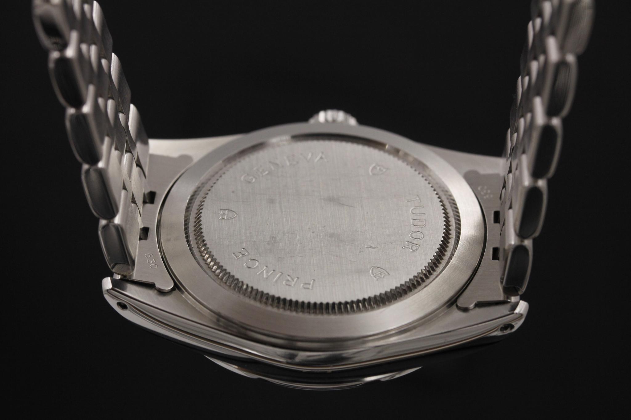Watch Image 7