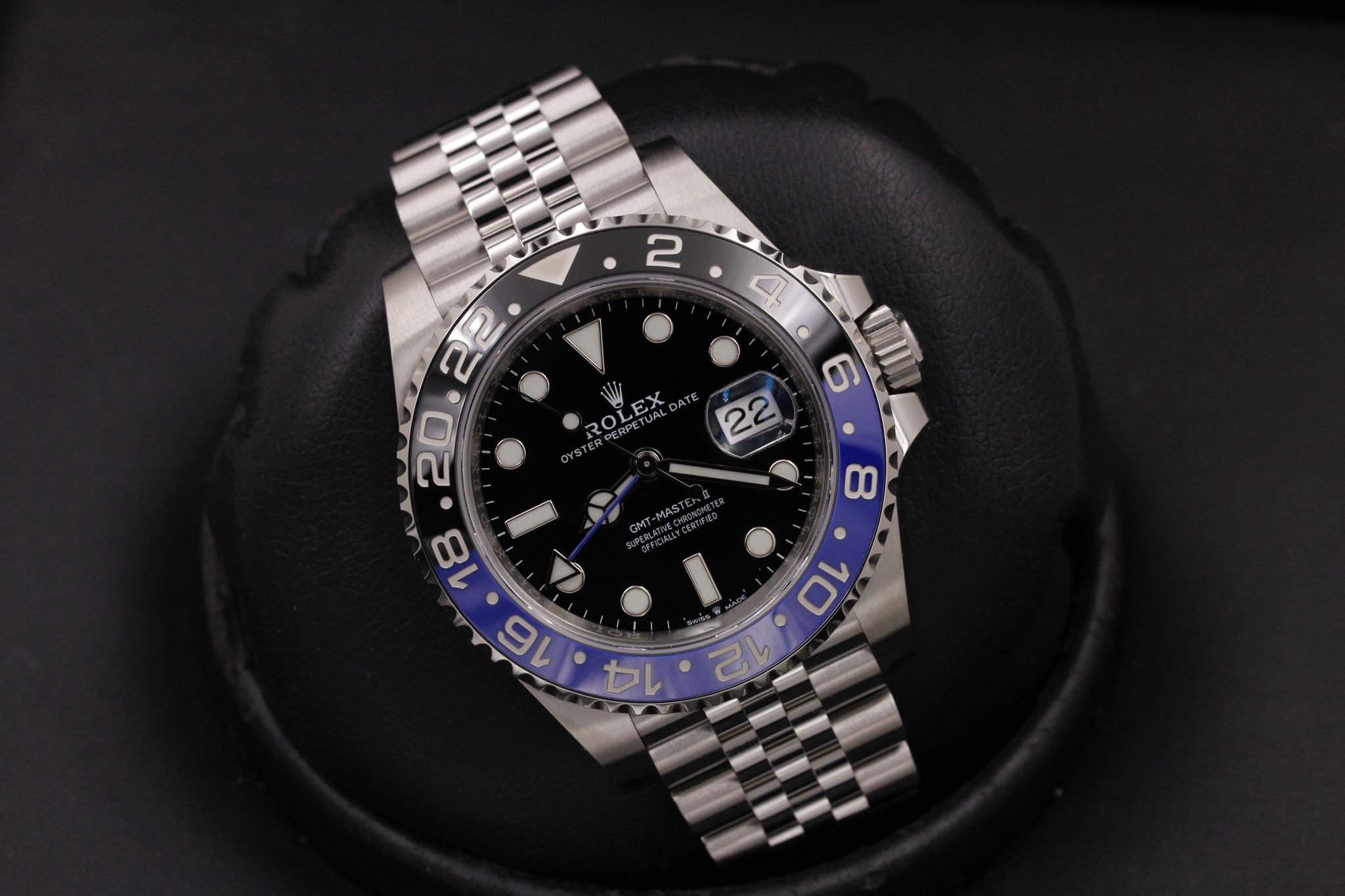Watch Image 8