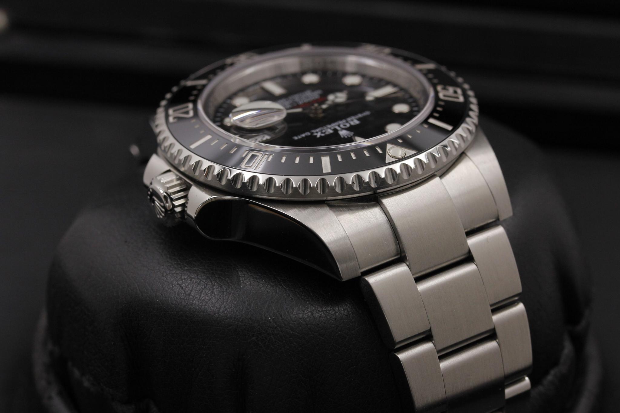 Watch Image 4