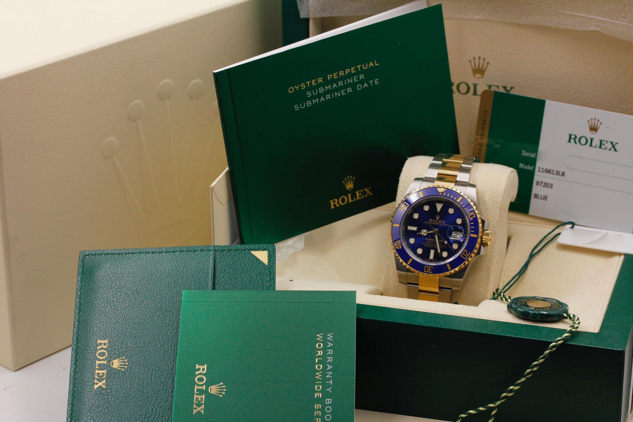 Watch Image 10