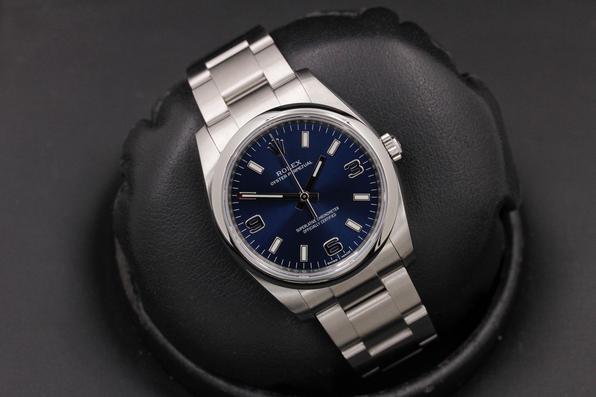 Watch Image 9