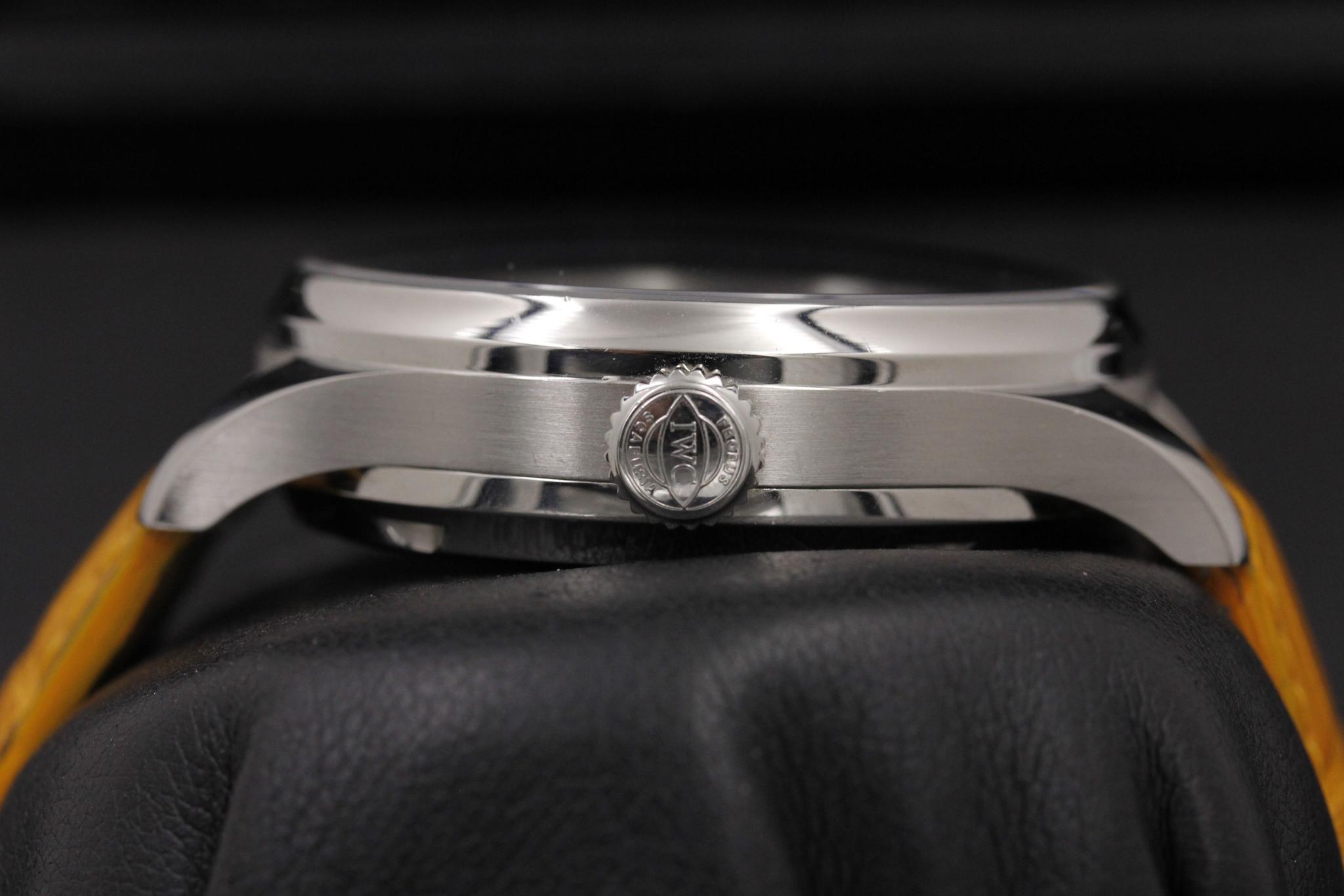 Watch Image 3