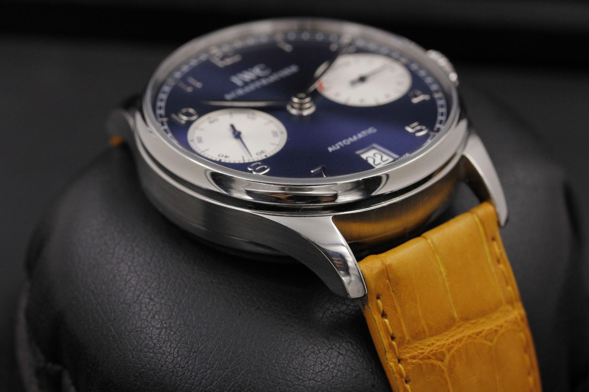 Watch Image 6