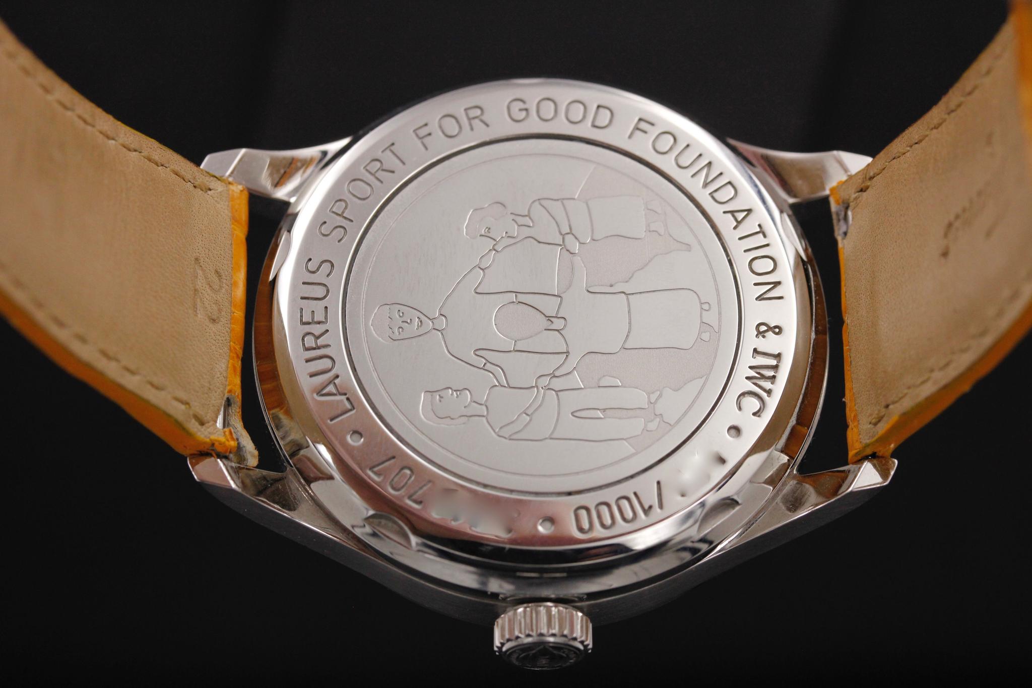 Watch Image 7