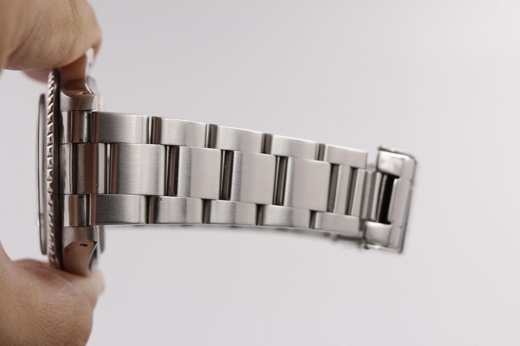 Watch Image 9